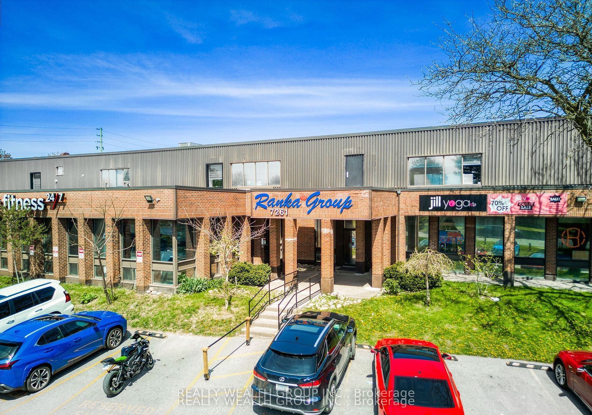 7261 Victoria Park Ave, #3