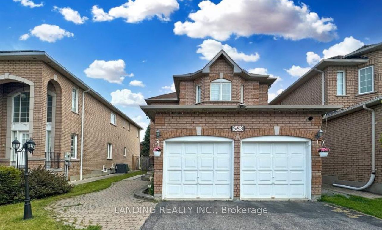 563 Highglen Ave