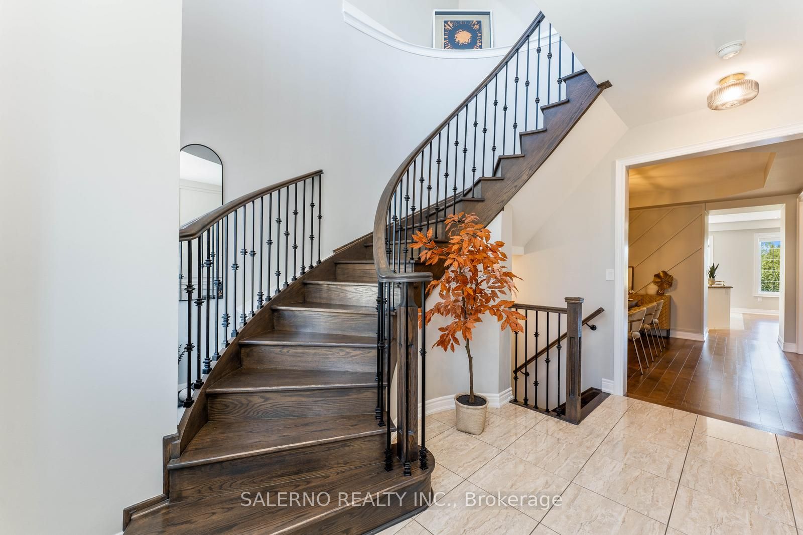 65 Hopewell St