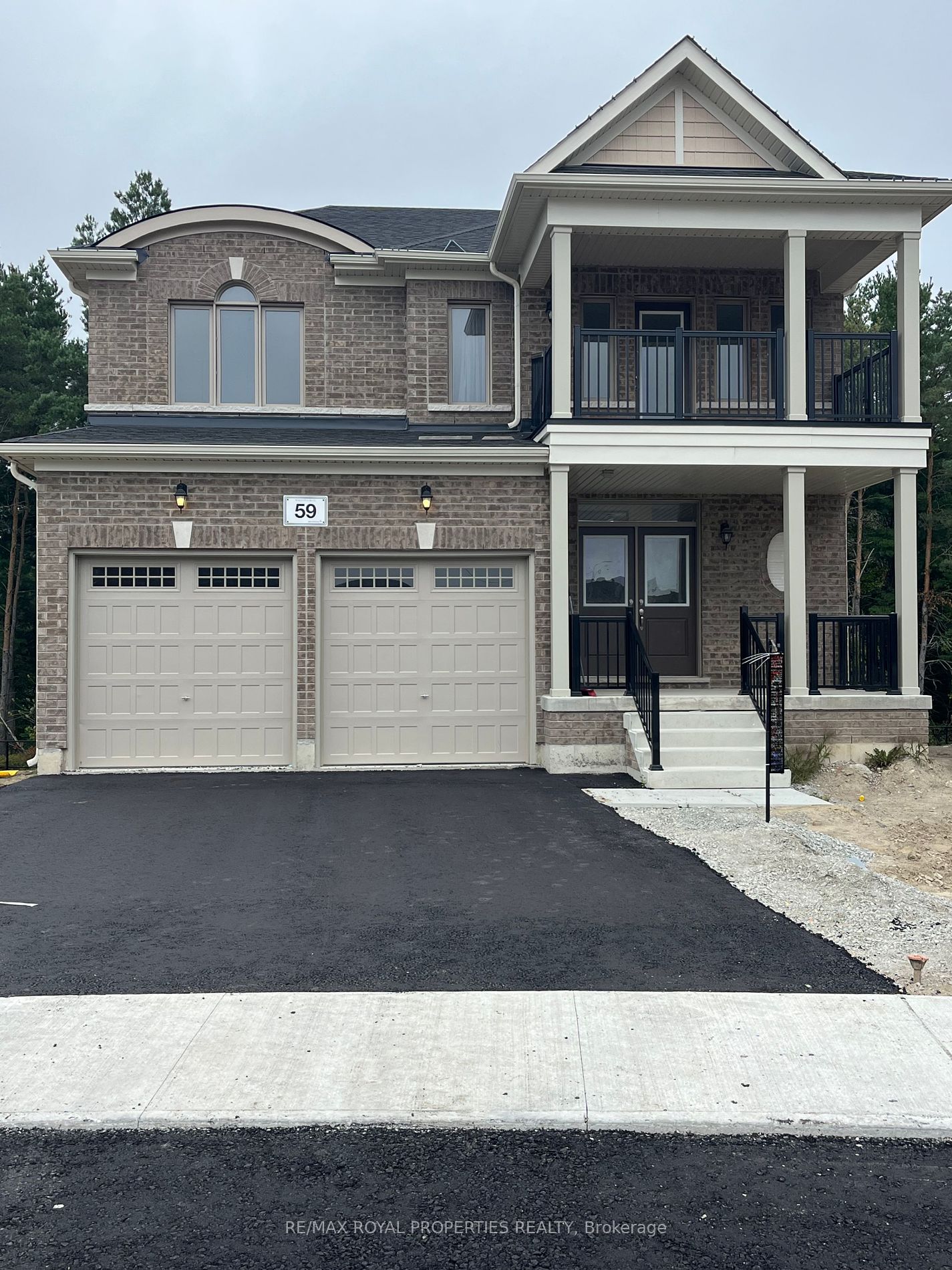 59 Wakefield Blvd
