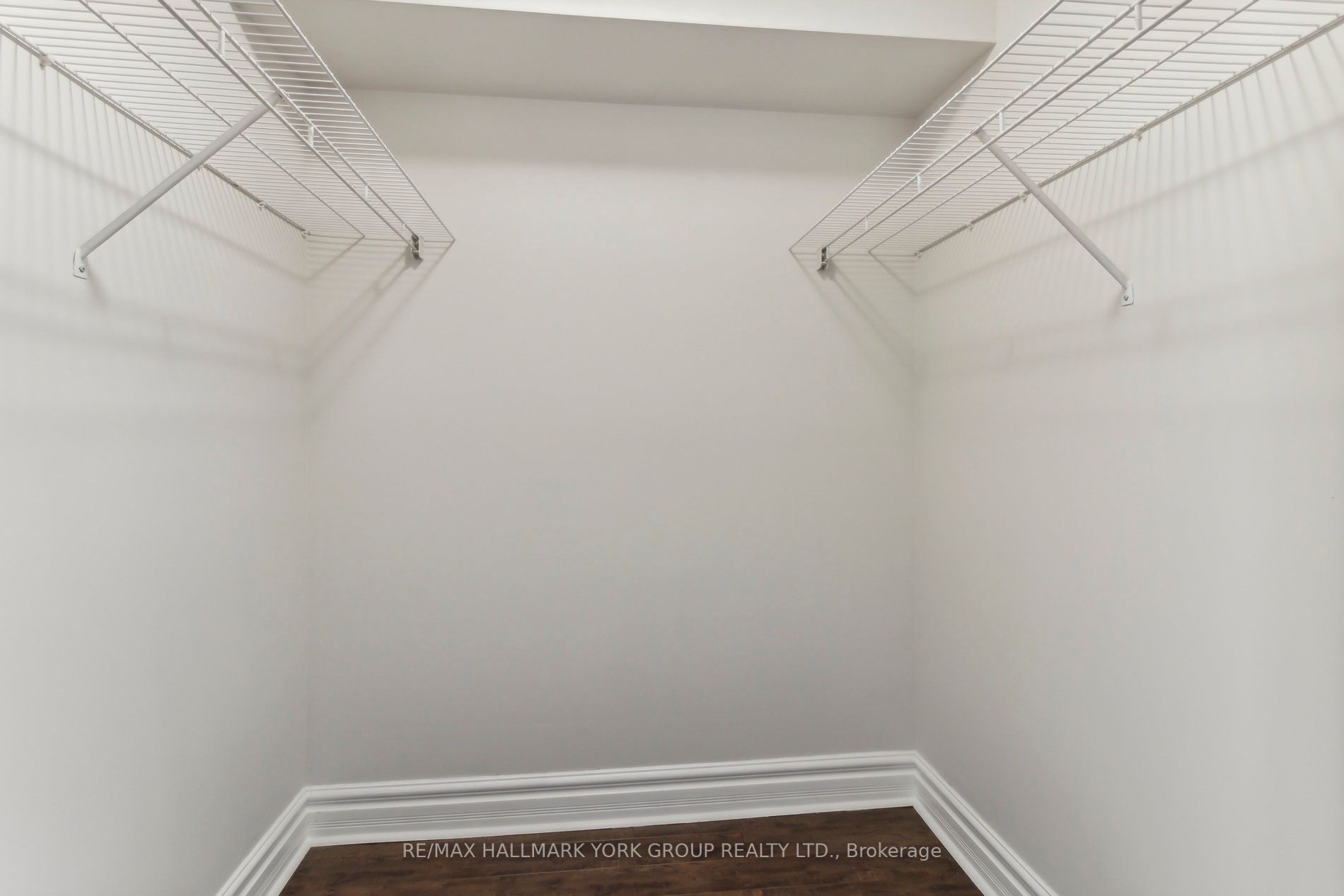 11 Townsgate Dr, #1212