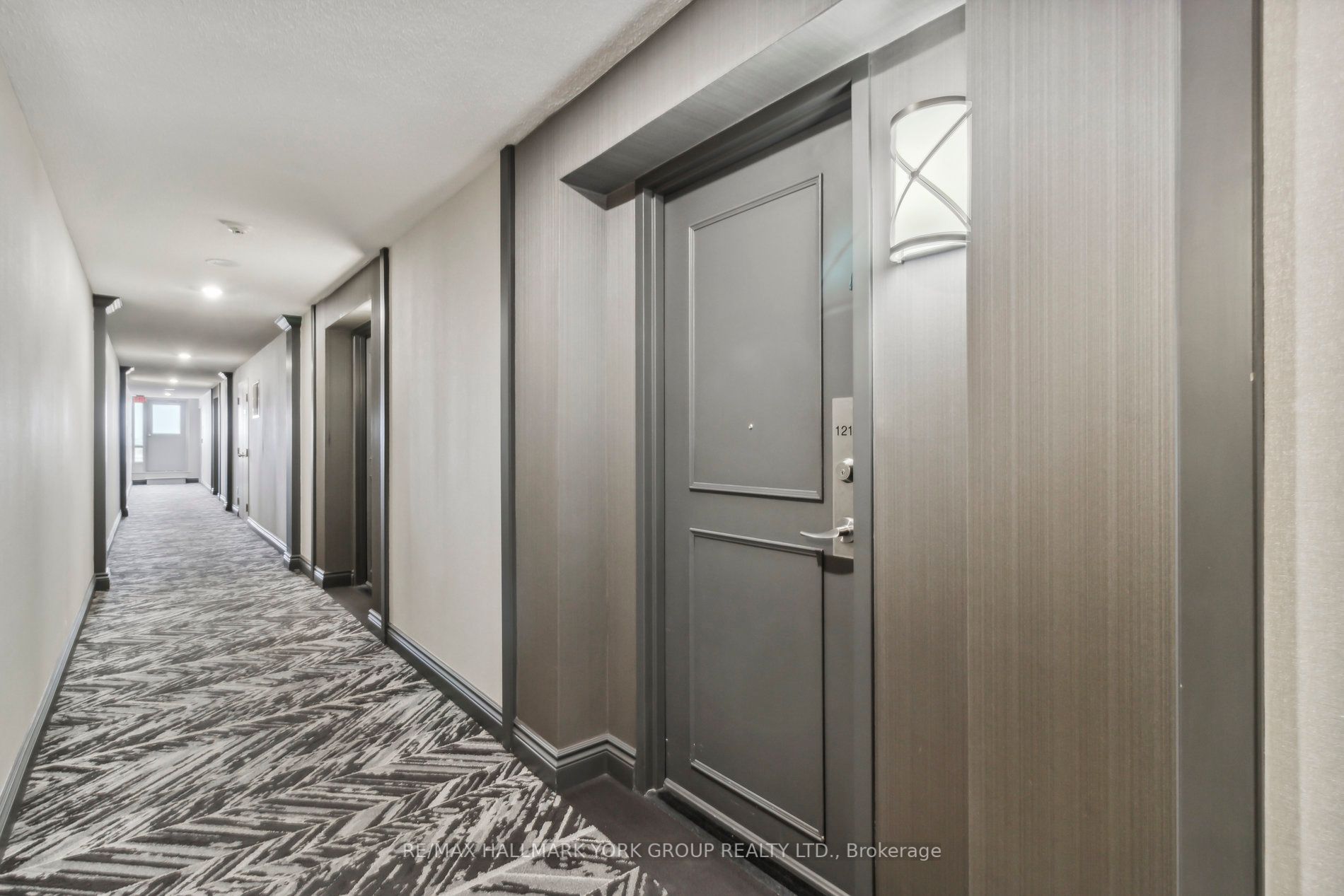 11 Townsgate Dr, #1212