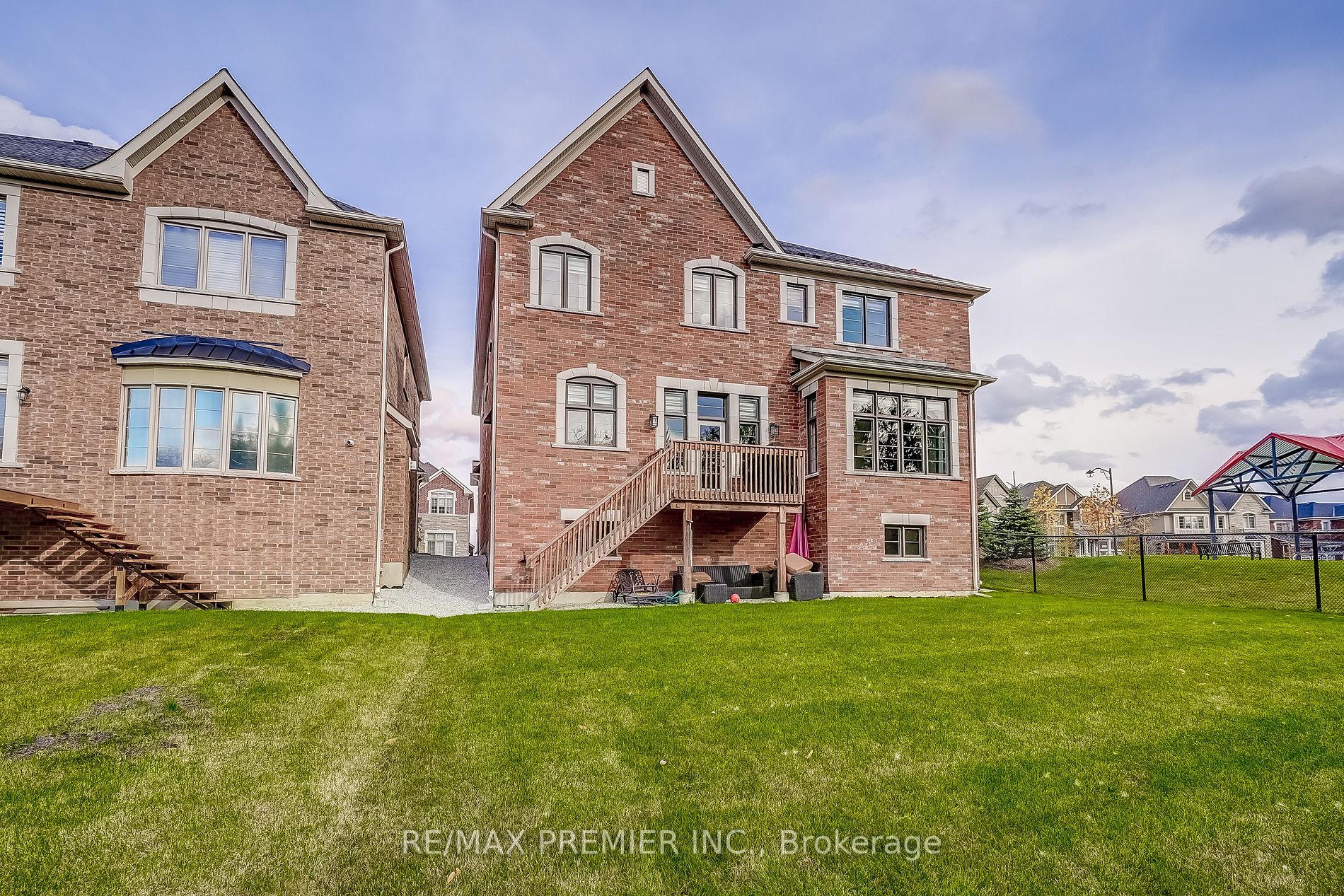 157 Klein Mills Rd