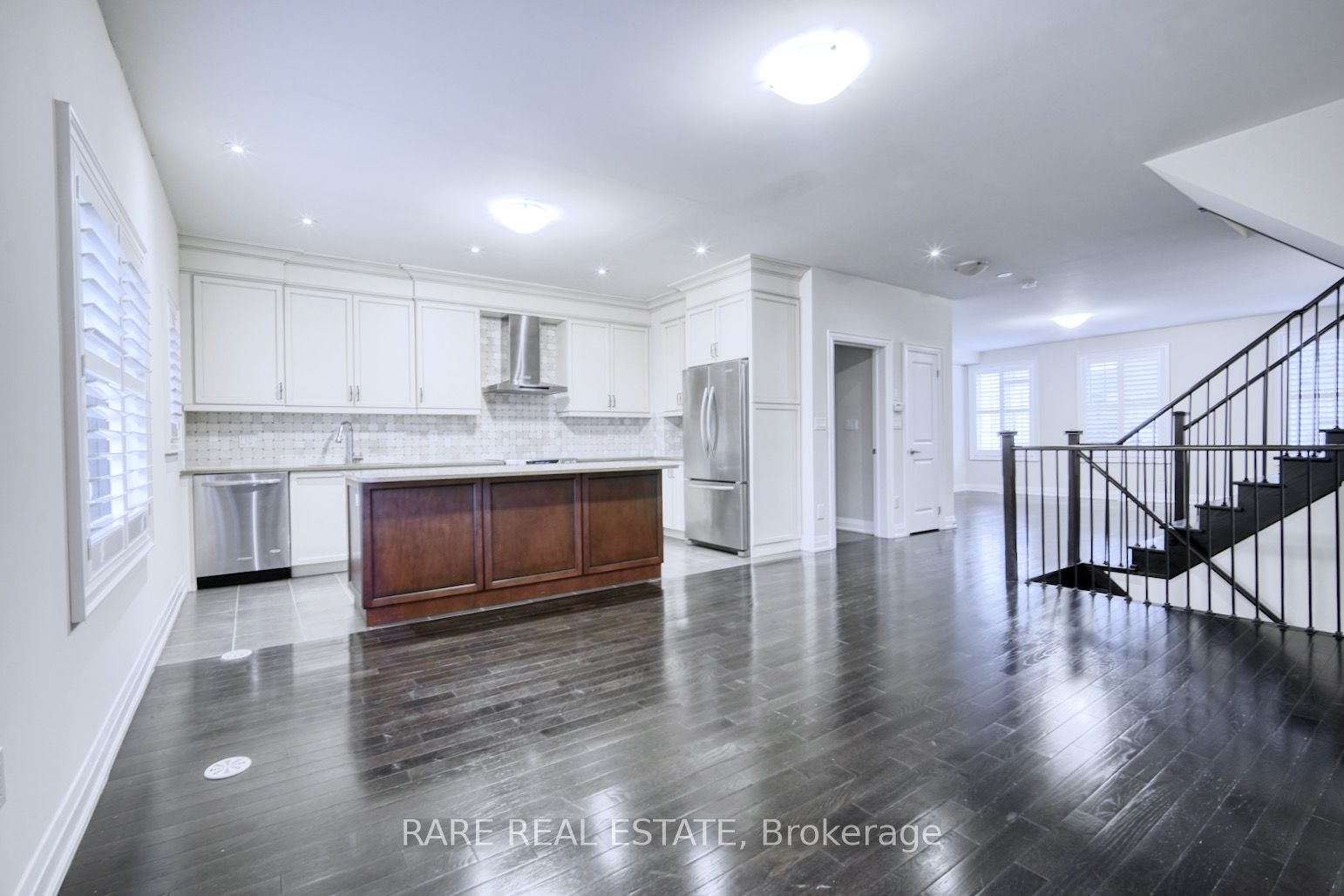 25 Plowman Lane