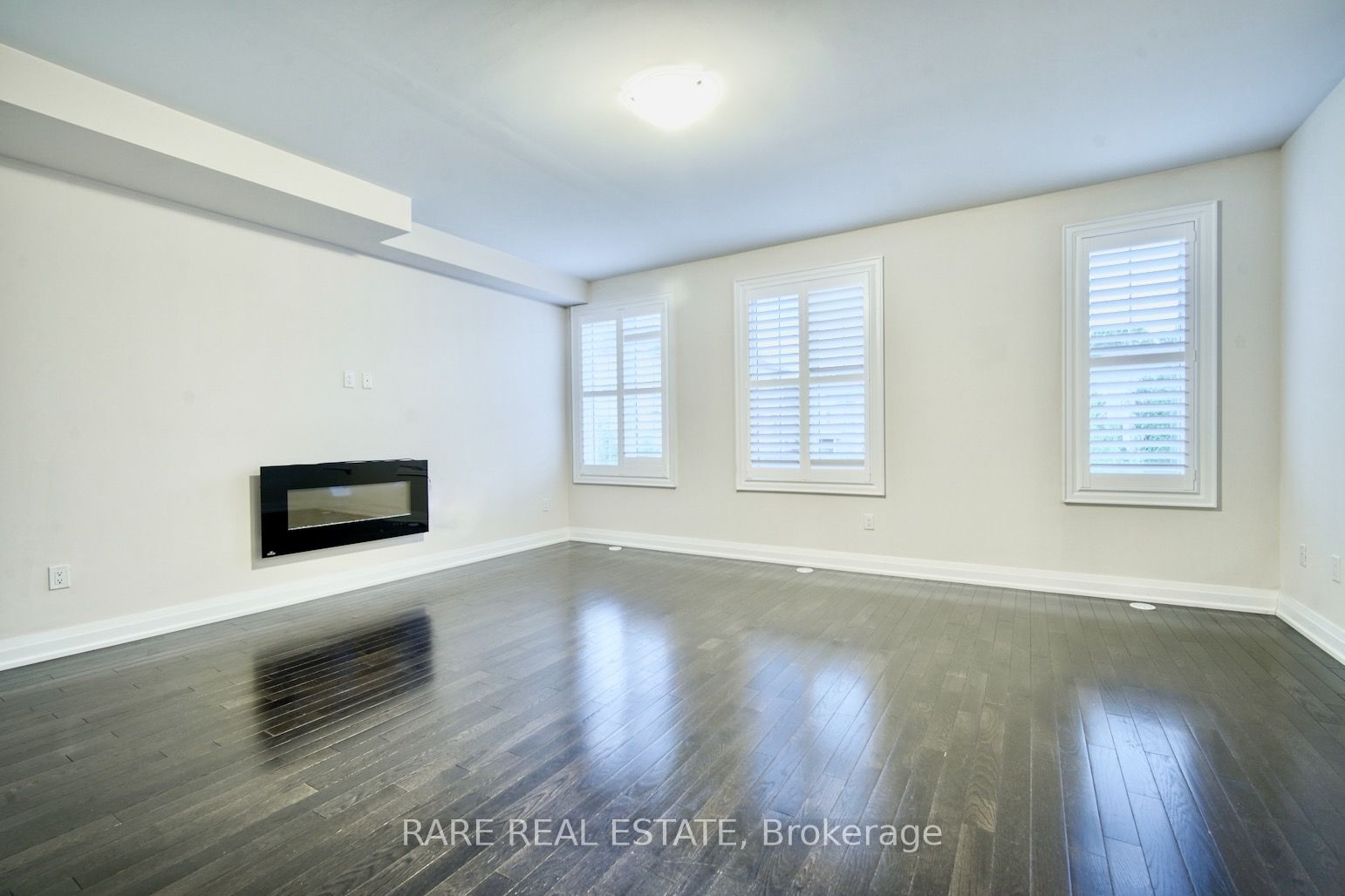 25 Plowman Lane