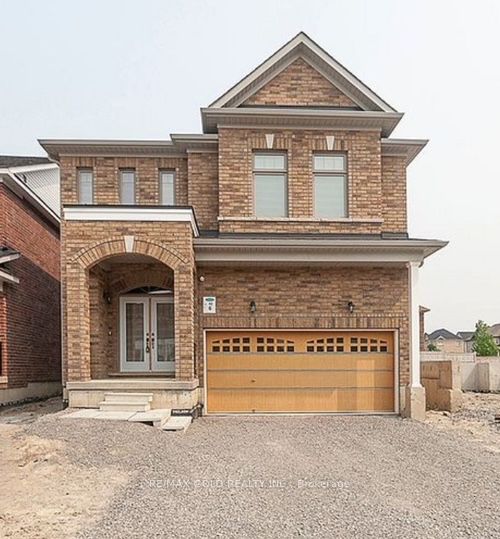 6 Mac Campbell Way
