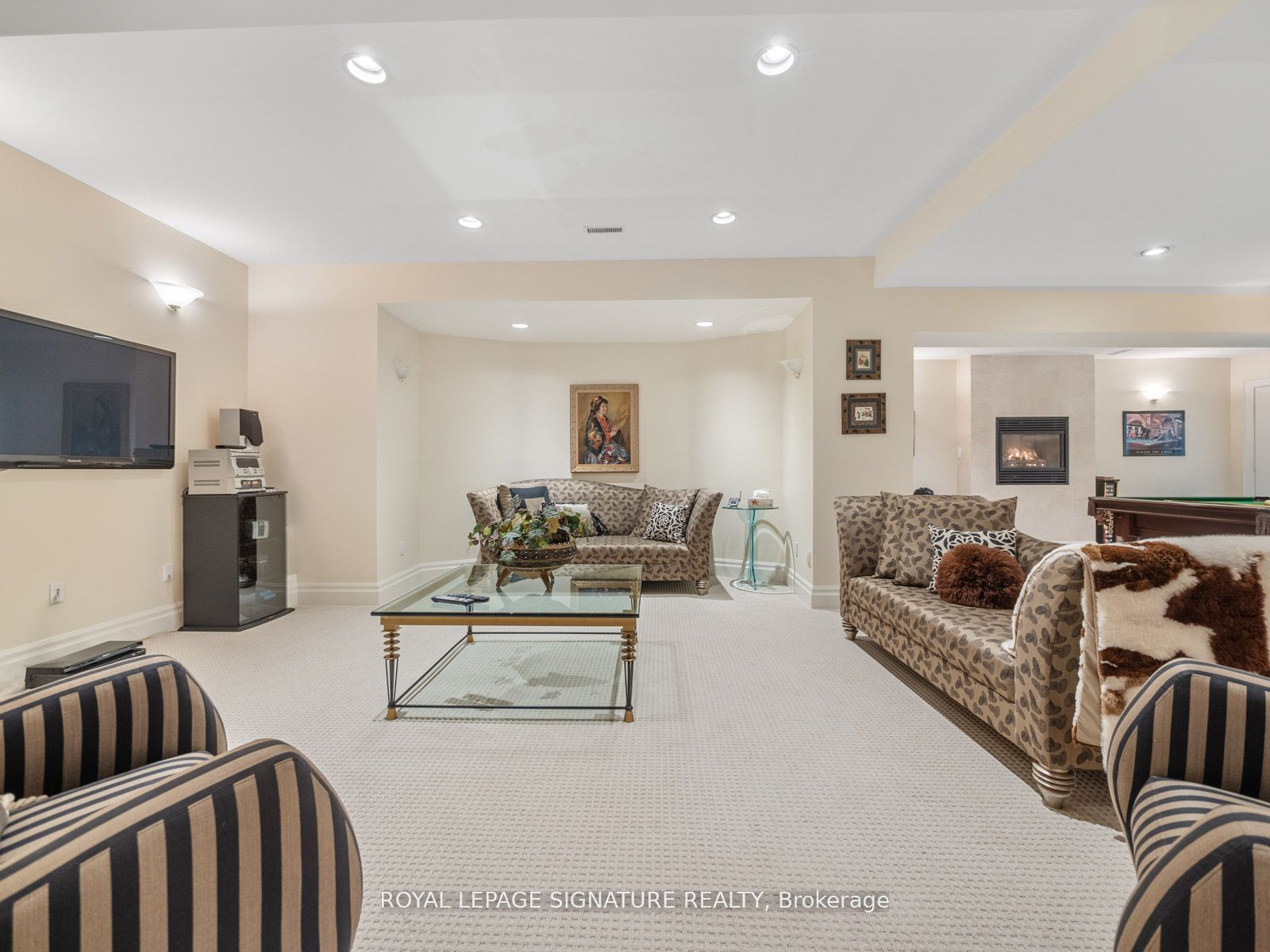 51 Renaissance Crt