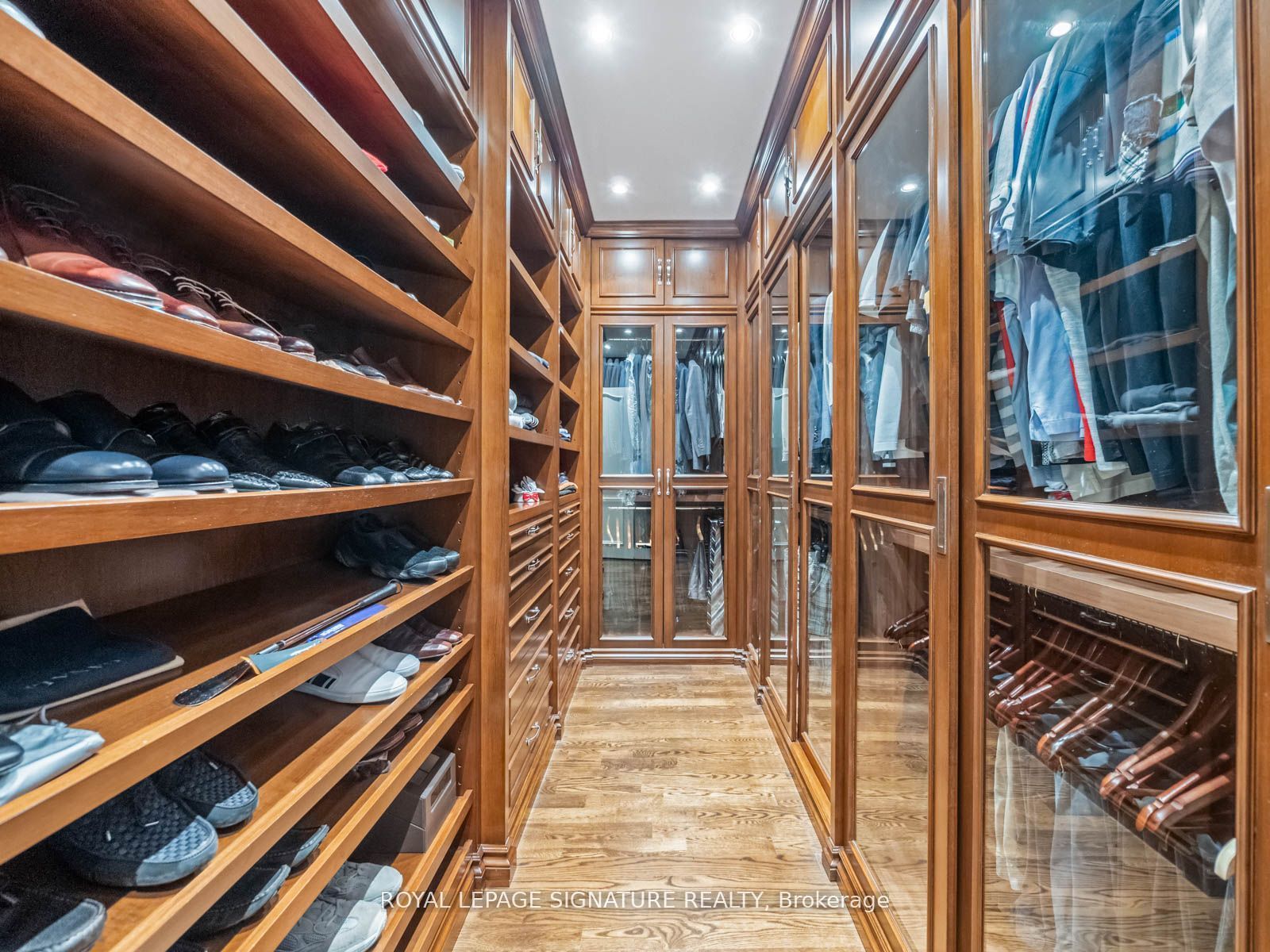51 Renaissance Crt