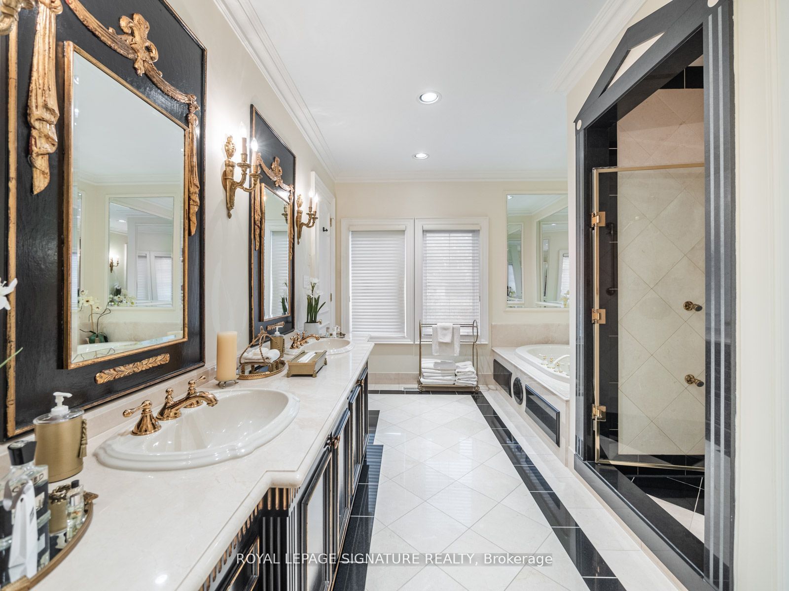 51 Renaissance Crt