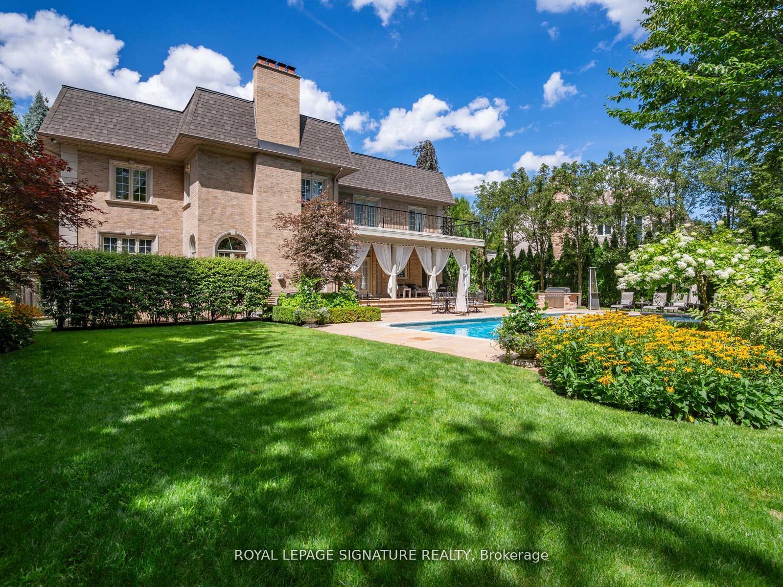 51 Renaissance Crt