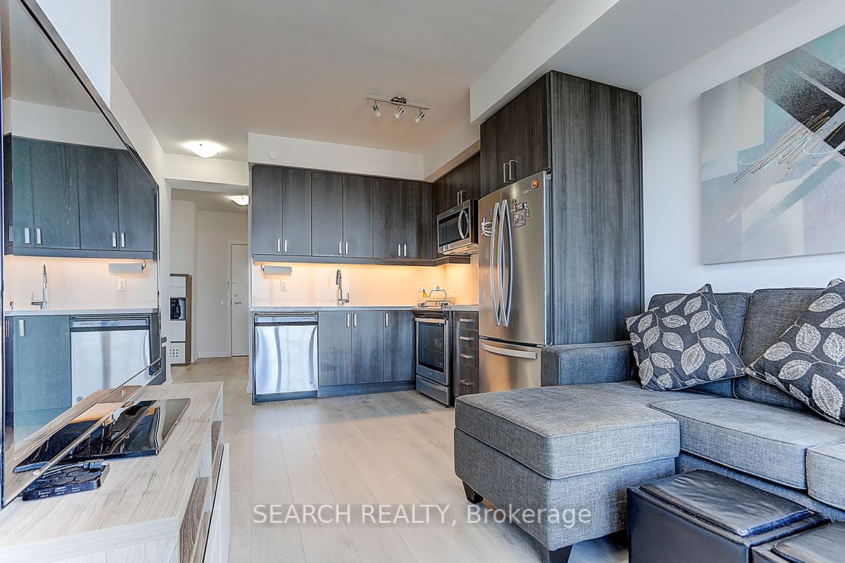 7895 Jane St E, #3602