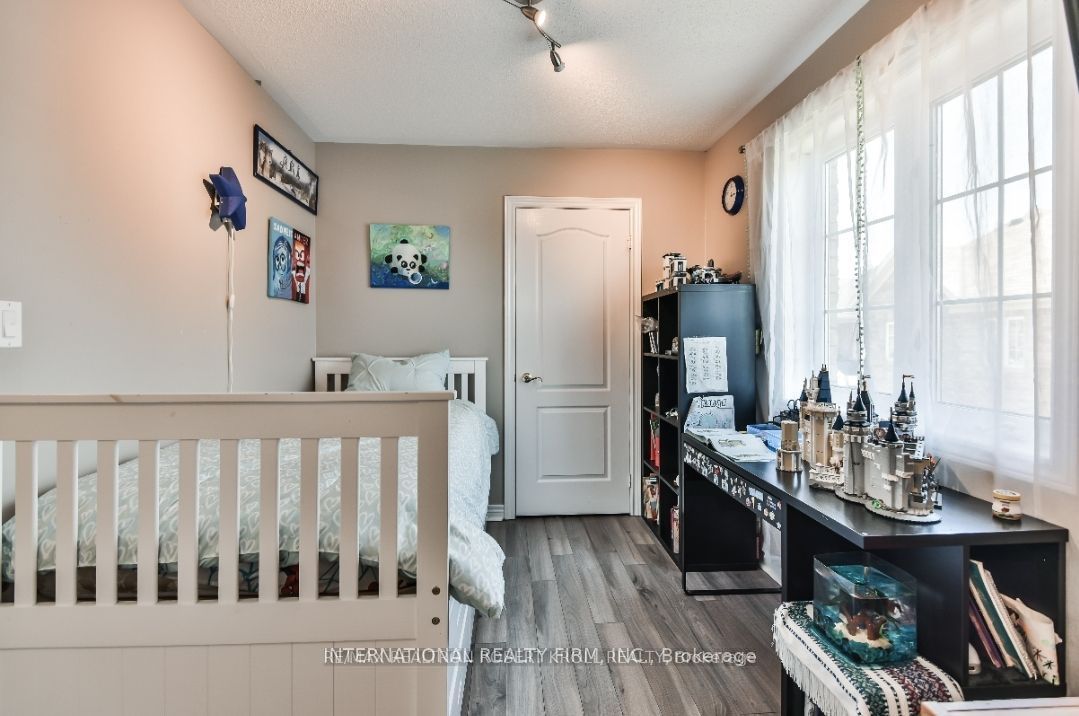 23 Israel Zilber Dr