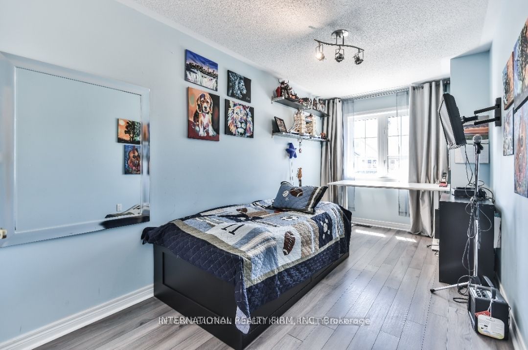 23 Israel Zilber Dr