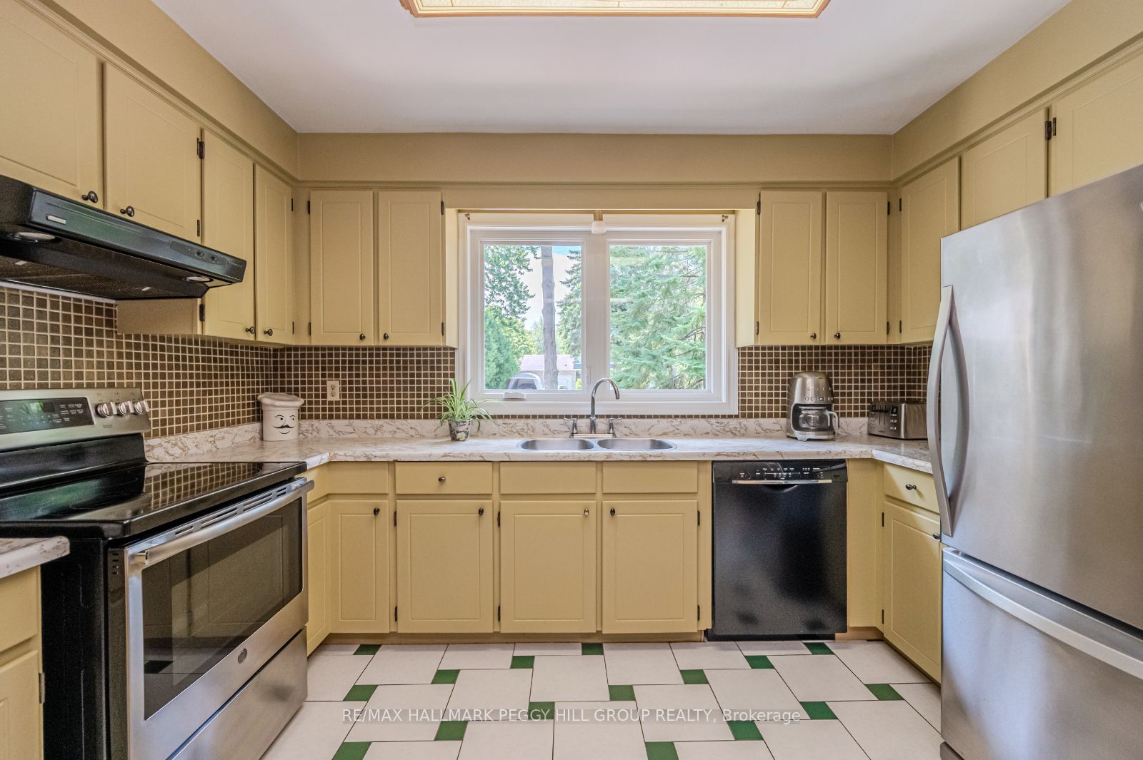 31 Park Cres