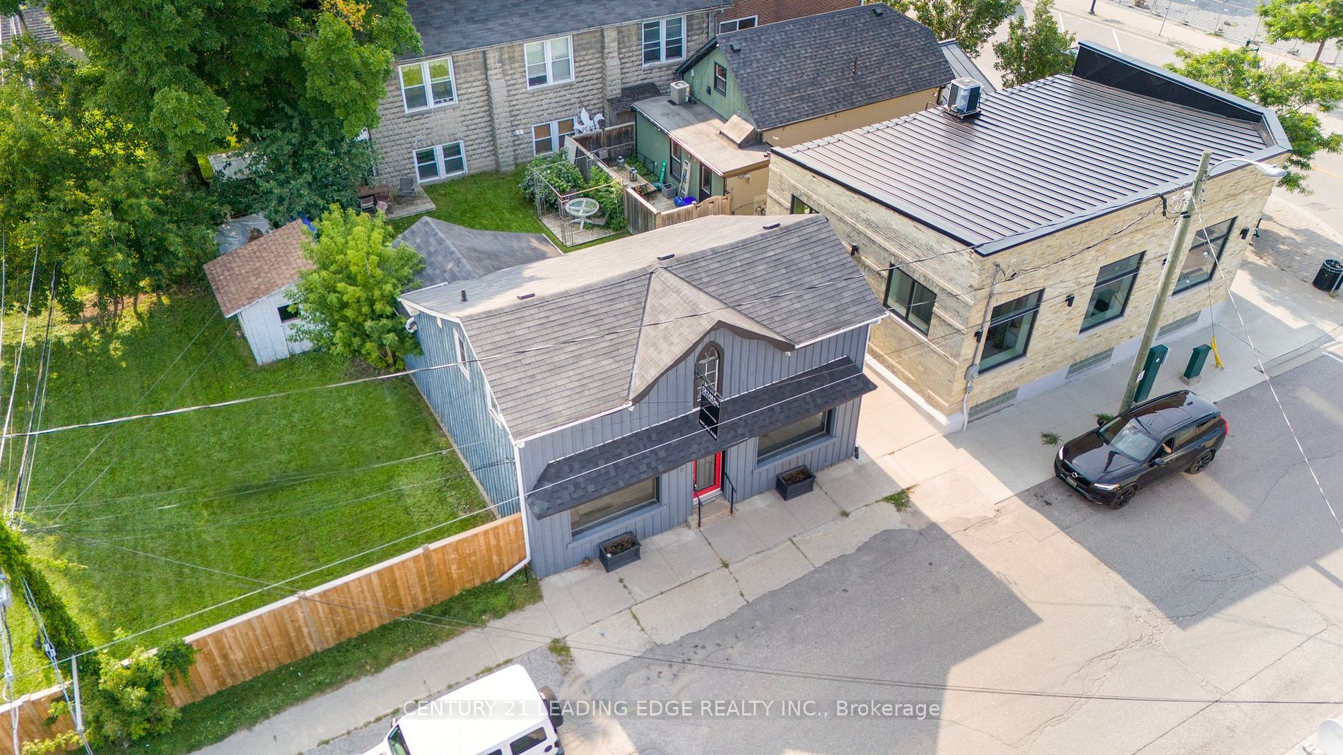 8 Church St