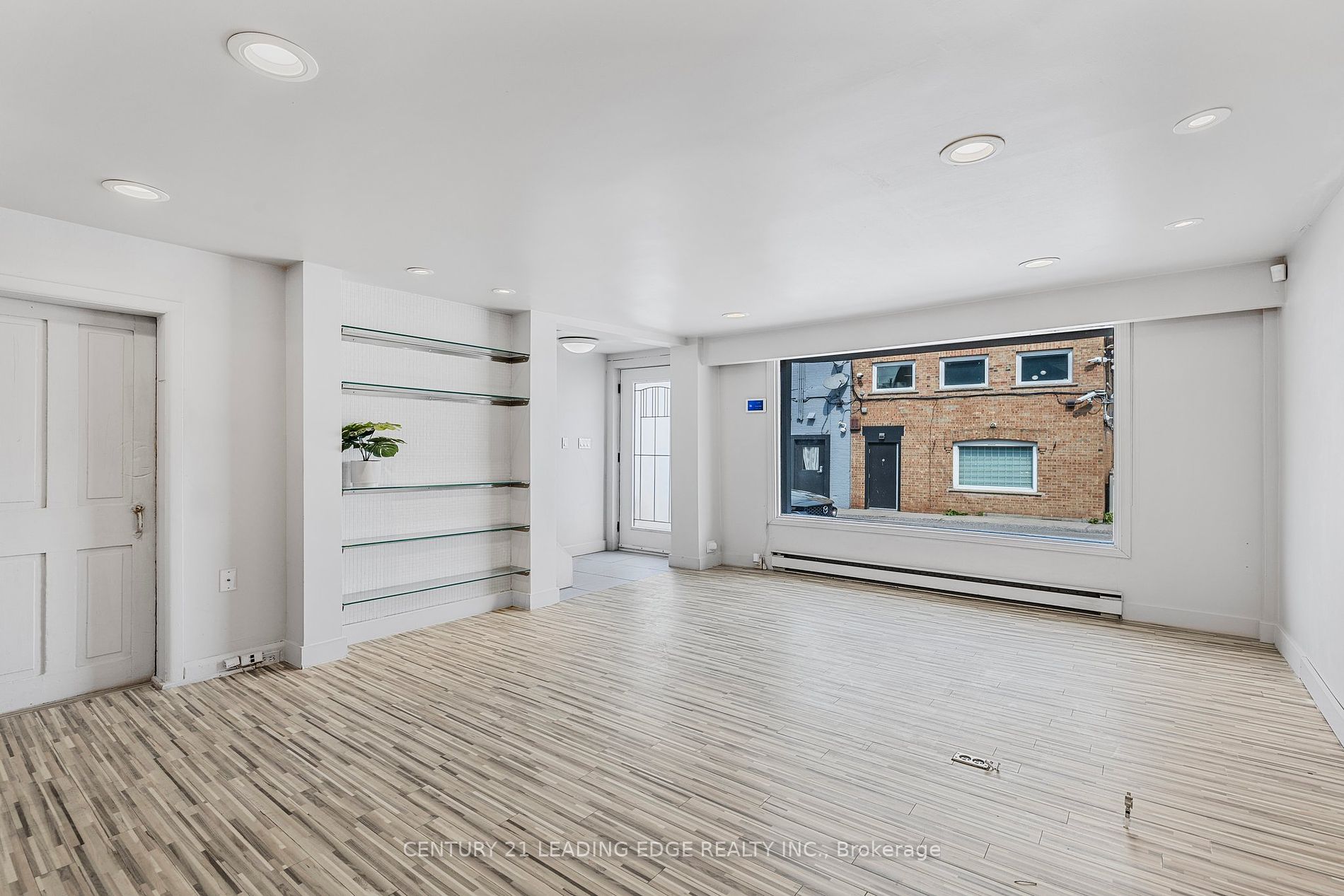 8 Church St