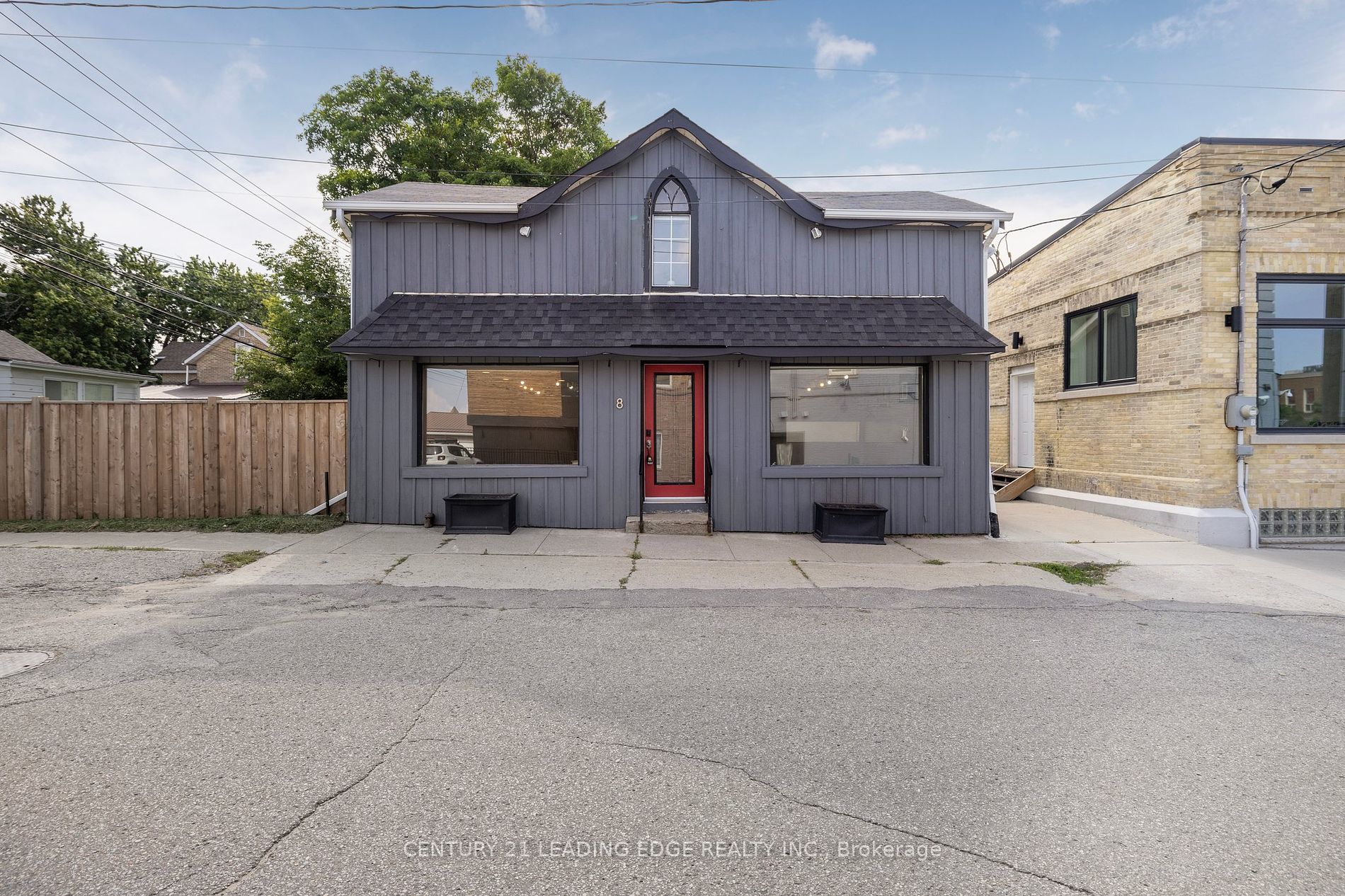 8 Church St