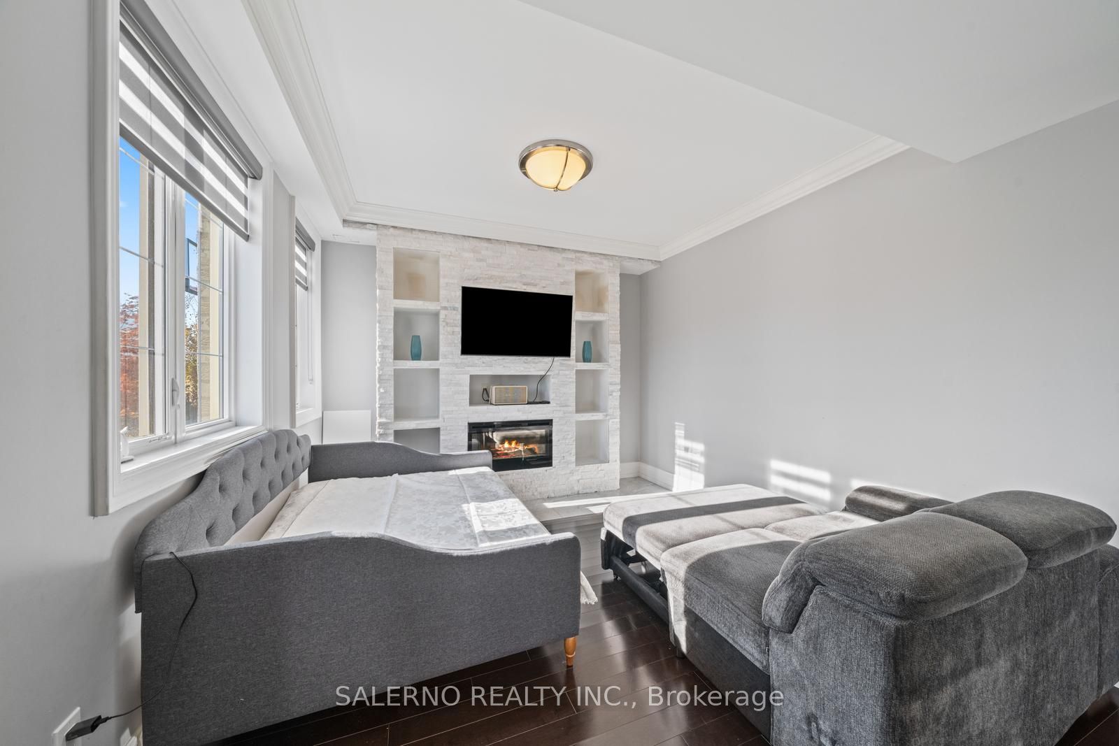 36 Chuck Ormsby Cres