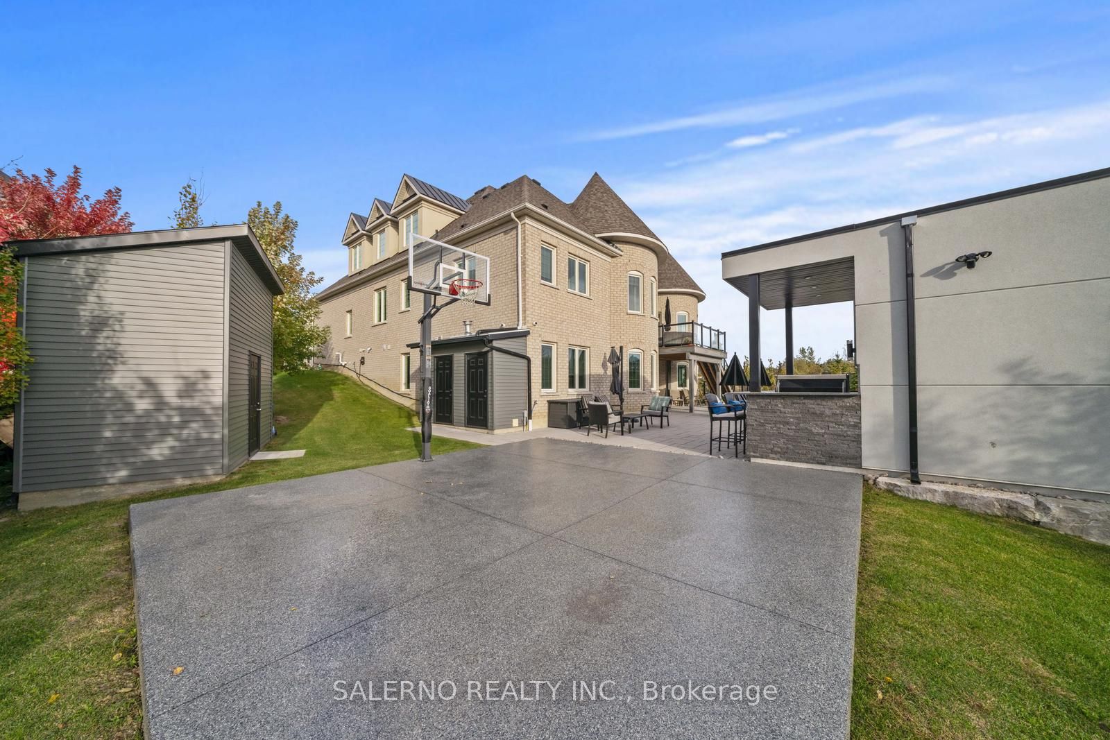 36 Chuck Ormsby Cres