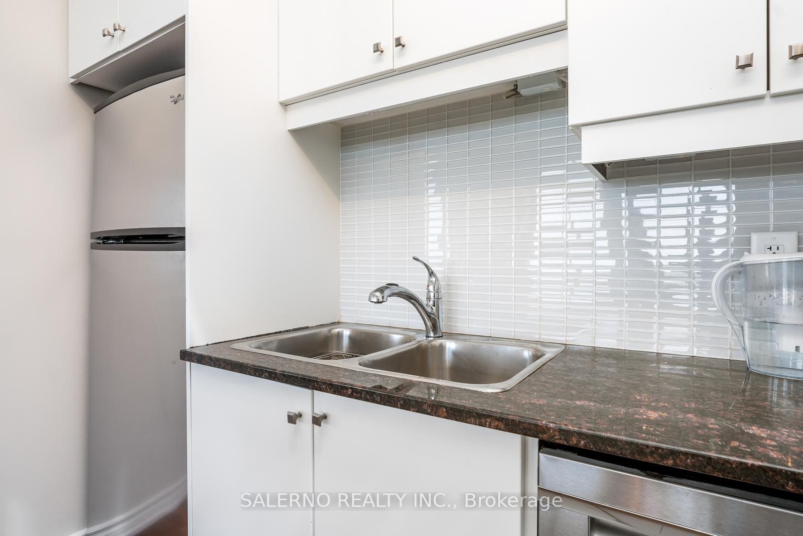 9225 Jane St, #1105