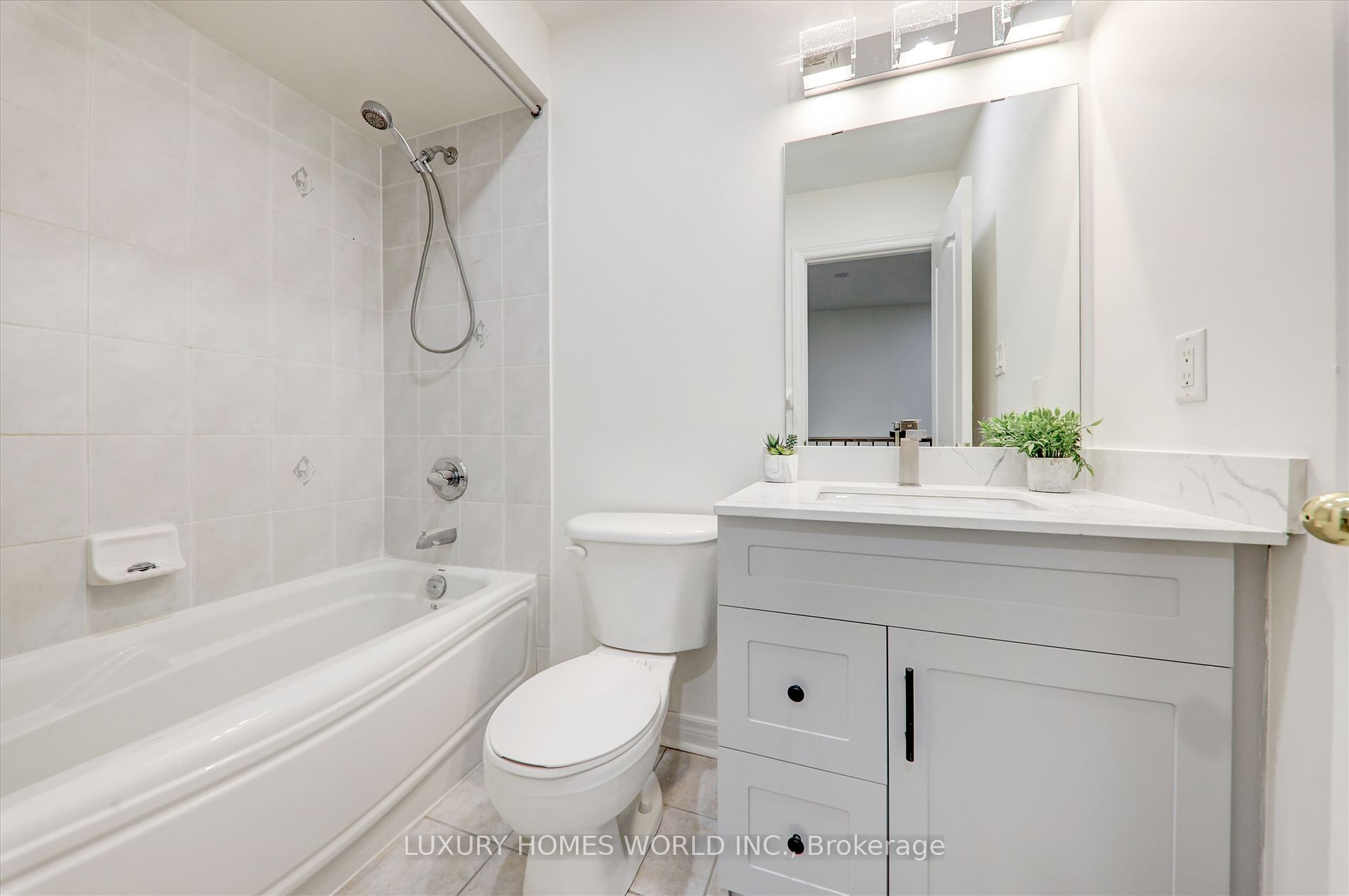 8 Townwood Dr, #82