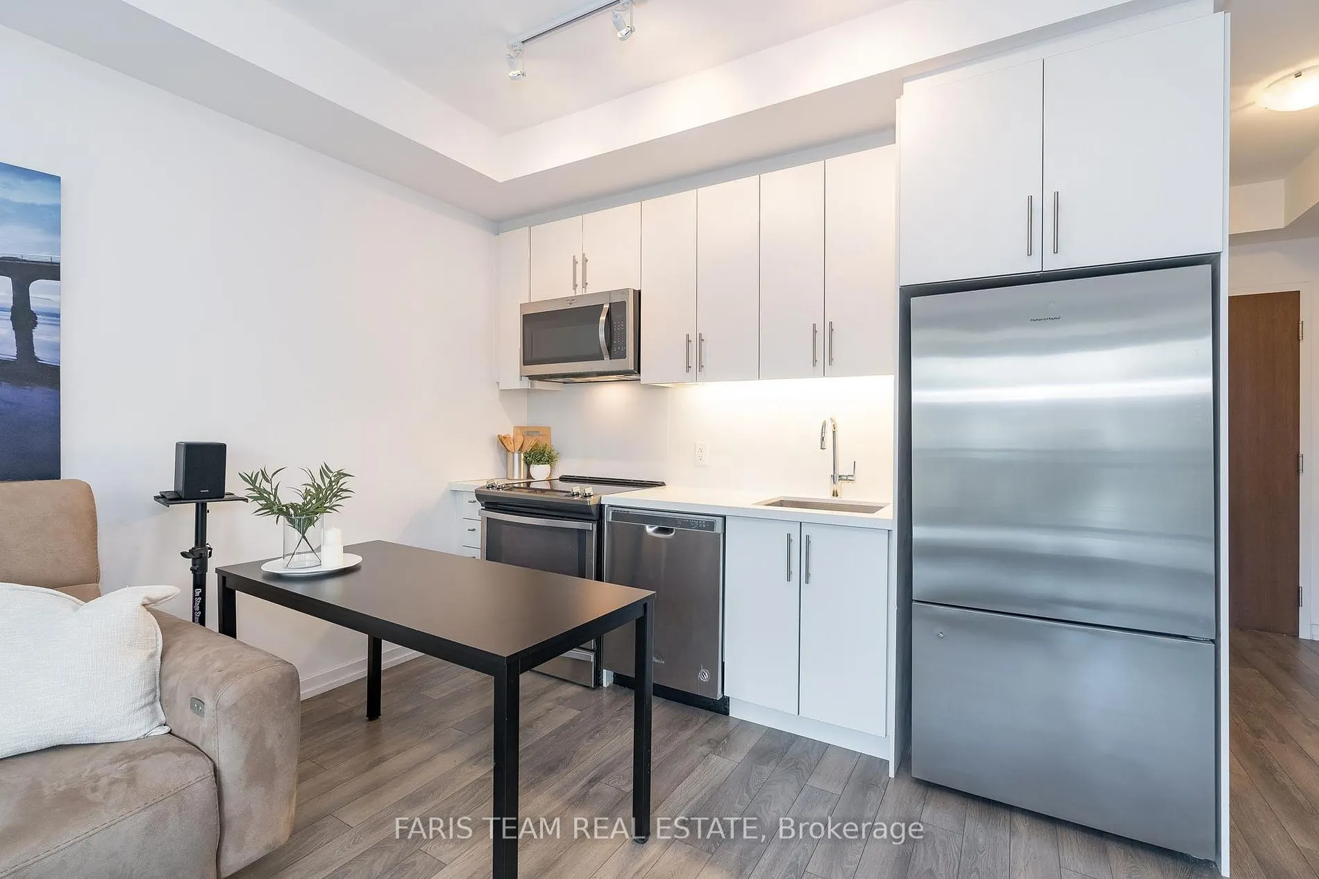 241 Sea Ray Ave, #305