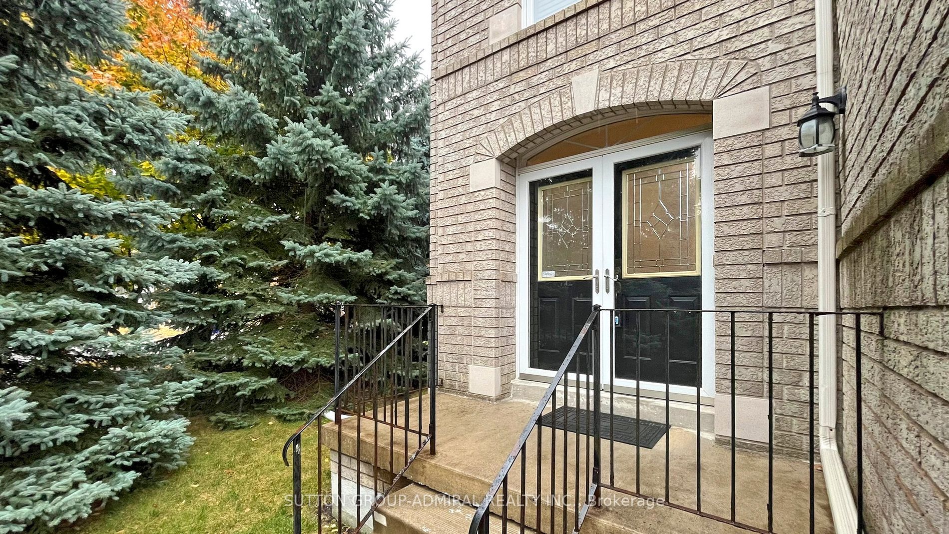 1 Convoy Cres