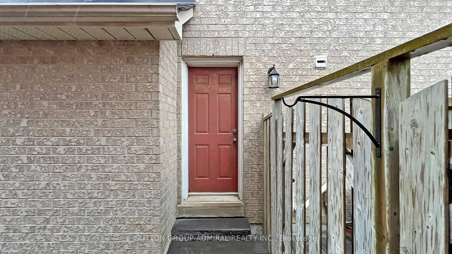 1 Convoy Cres
