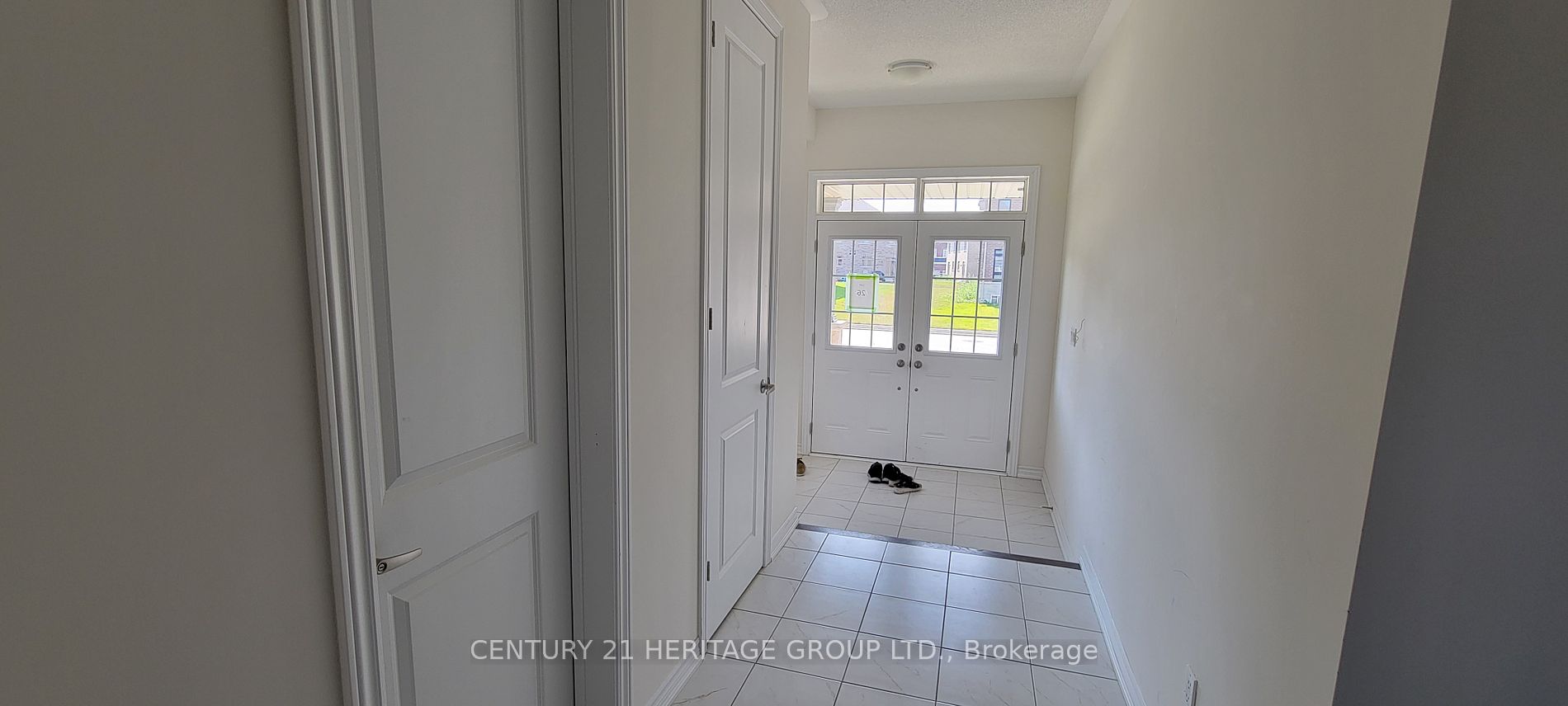 246 Ferragine Cres