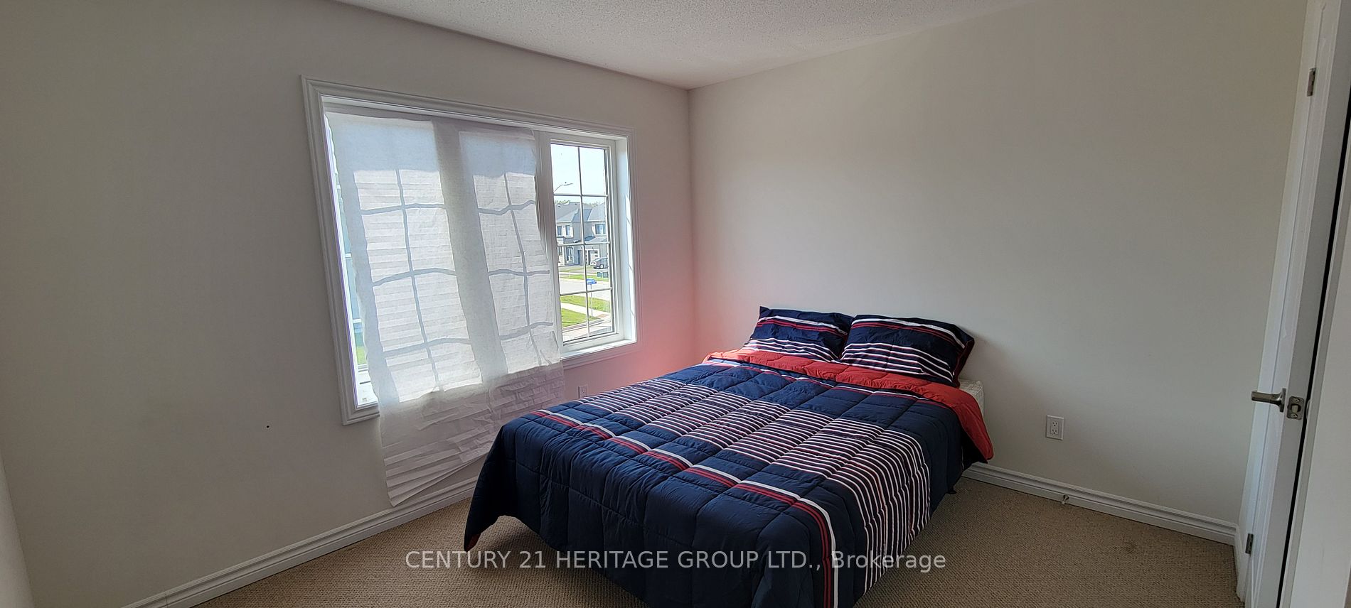 246 Ferragine Cres