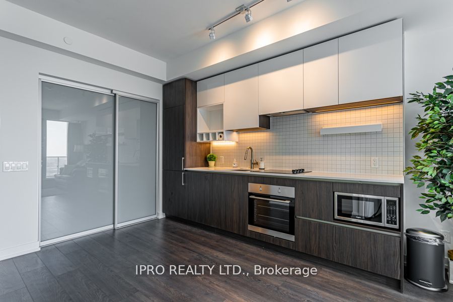 898 Portage Pkwy, #4207