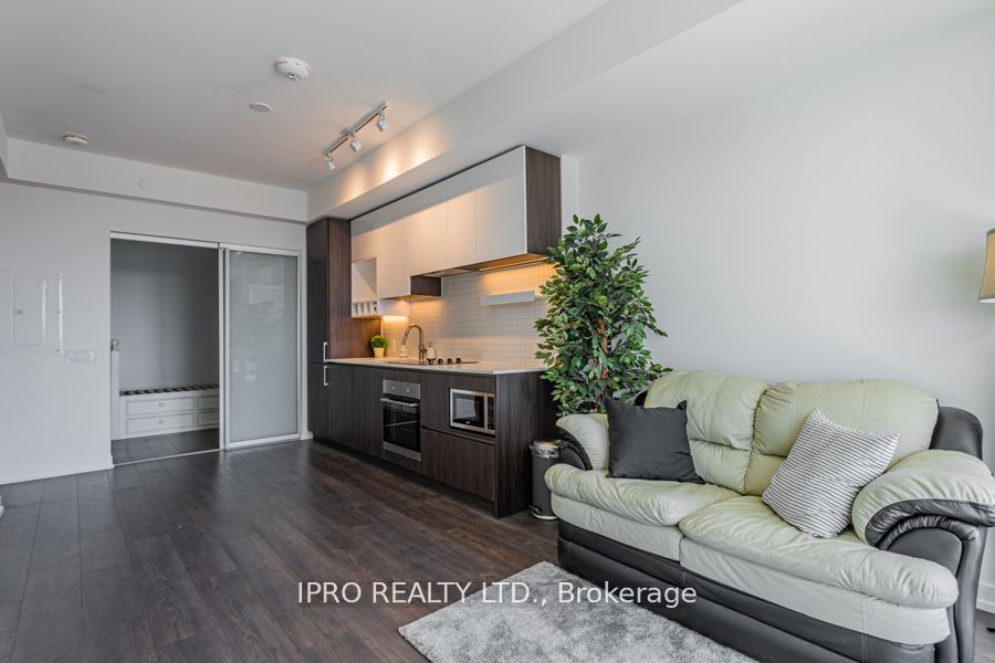 898 Portage Pkwy, #4207