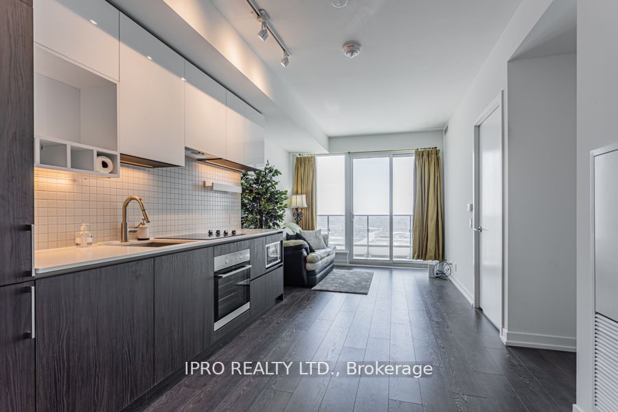 898 Portage Pkwy, #4207