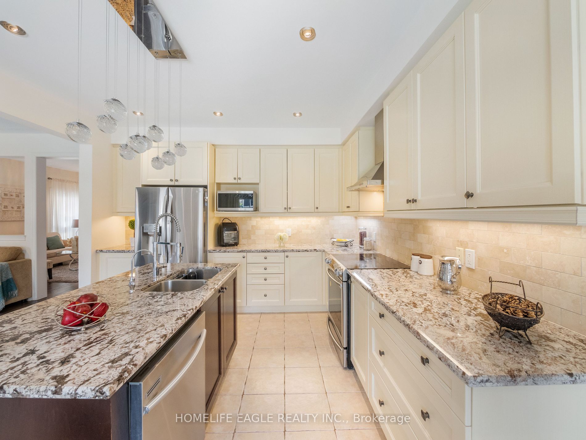34 Brookview Dr