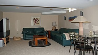 1120 Goodson Crescent
