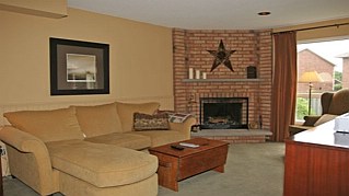 1120 Goodson Crescent