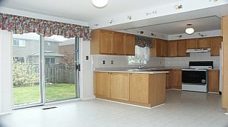 1184 Windsor Hill Boulevard