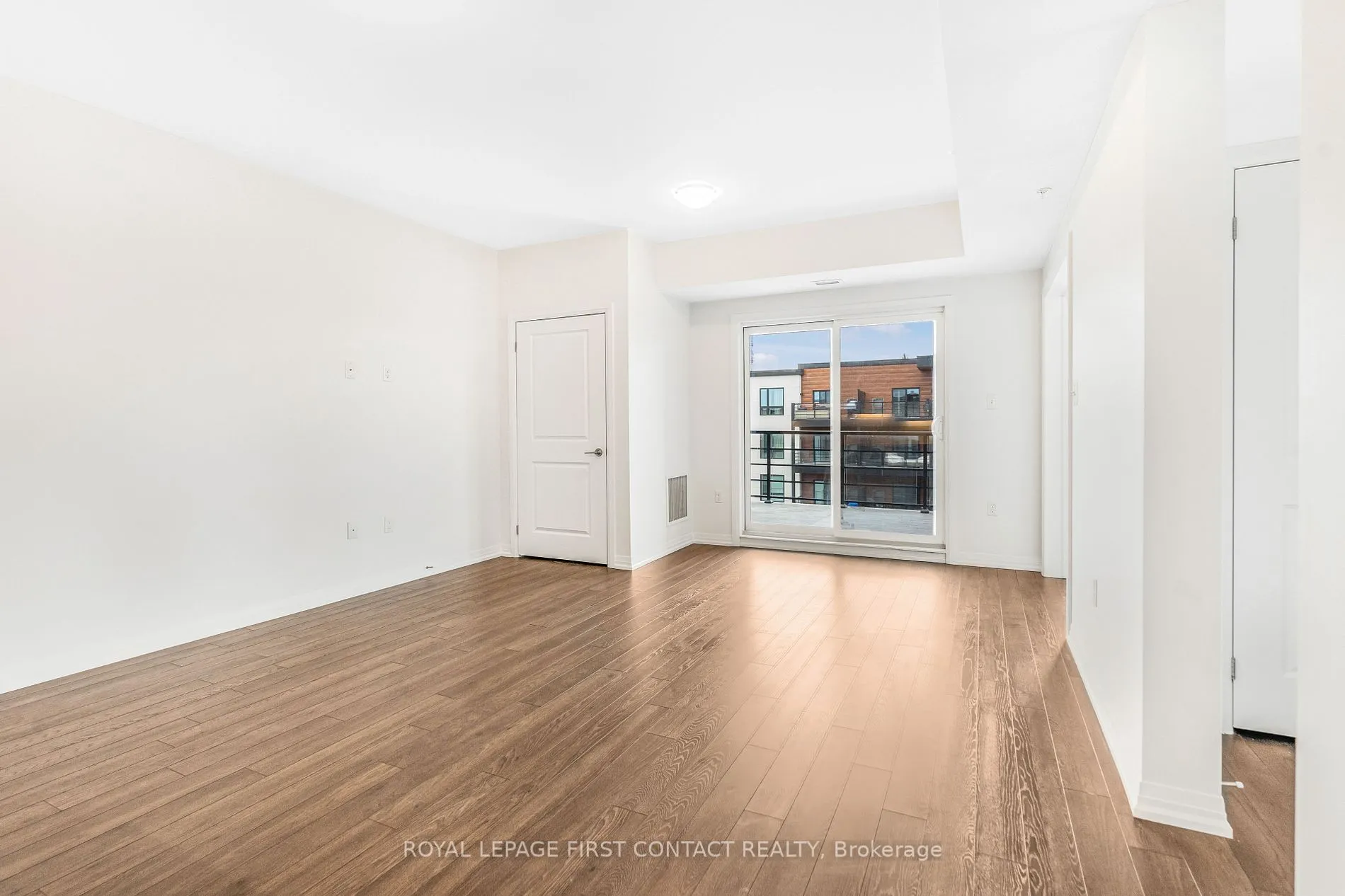300 Essa Rd, #601