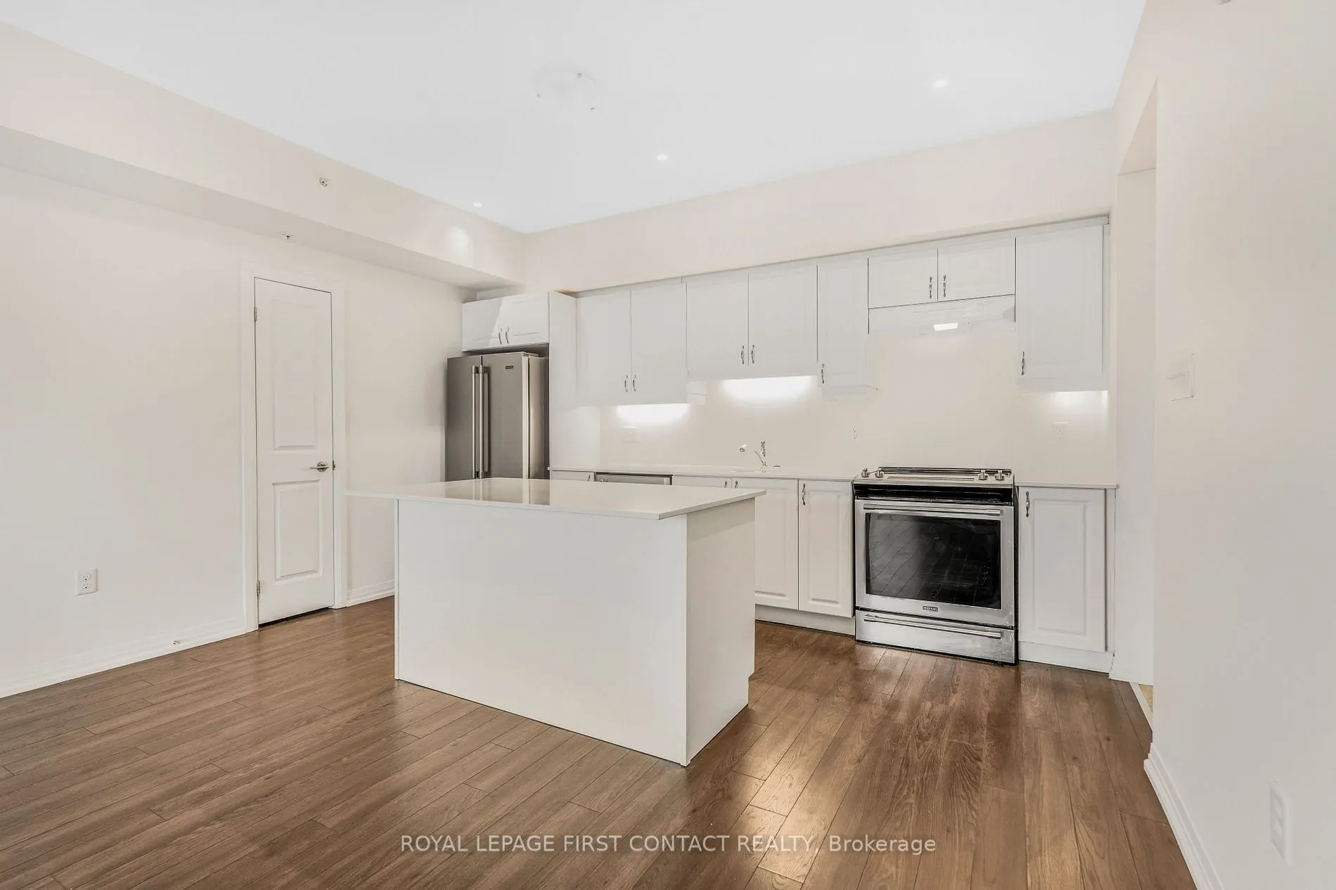 300 Essa Rd, #601