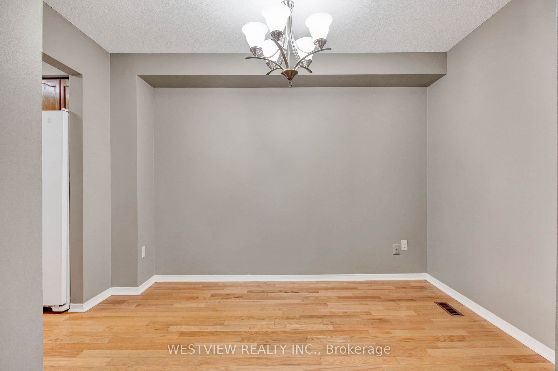 165 Kozlov St, #1