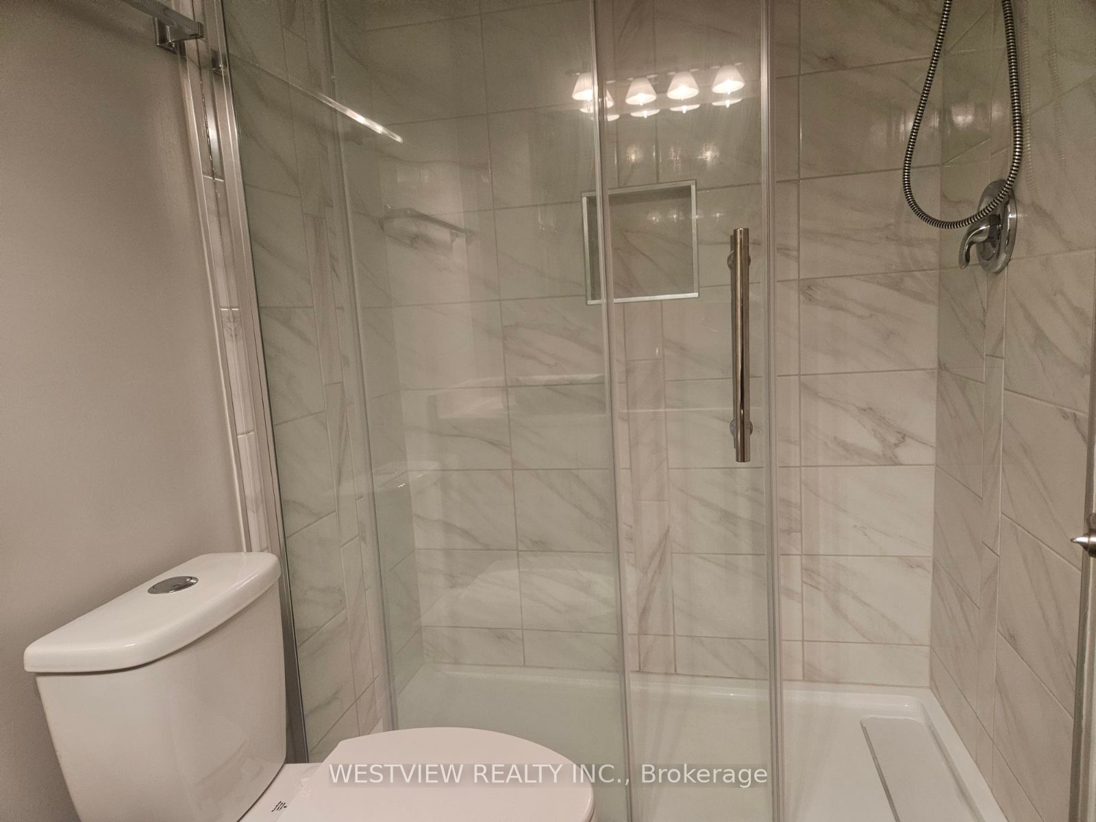 165 Kozlov St, #1