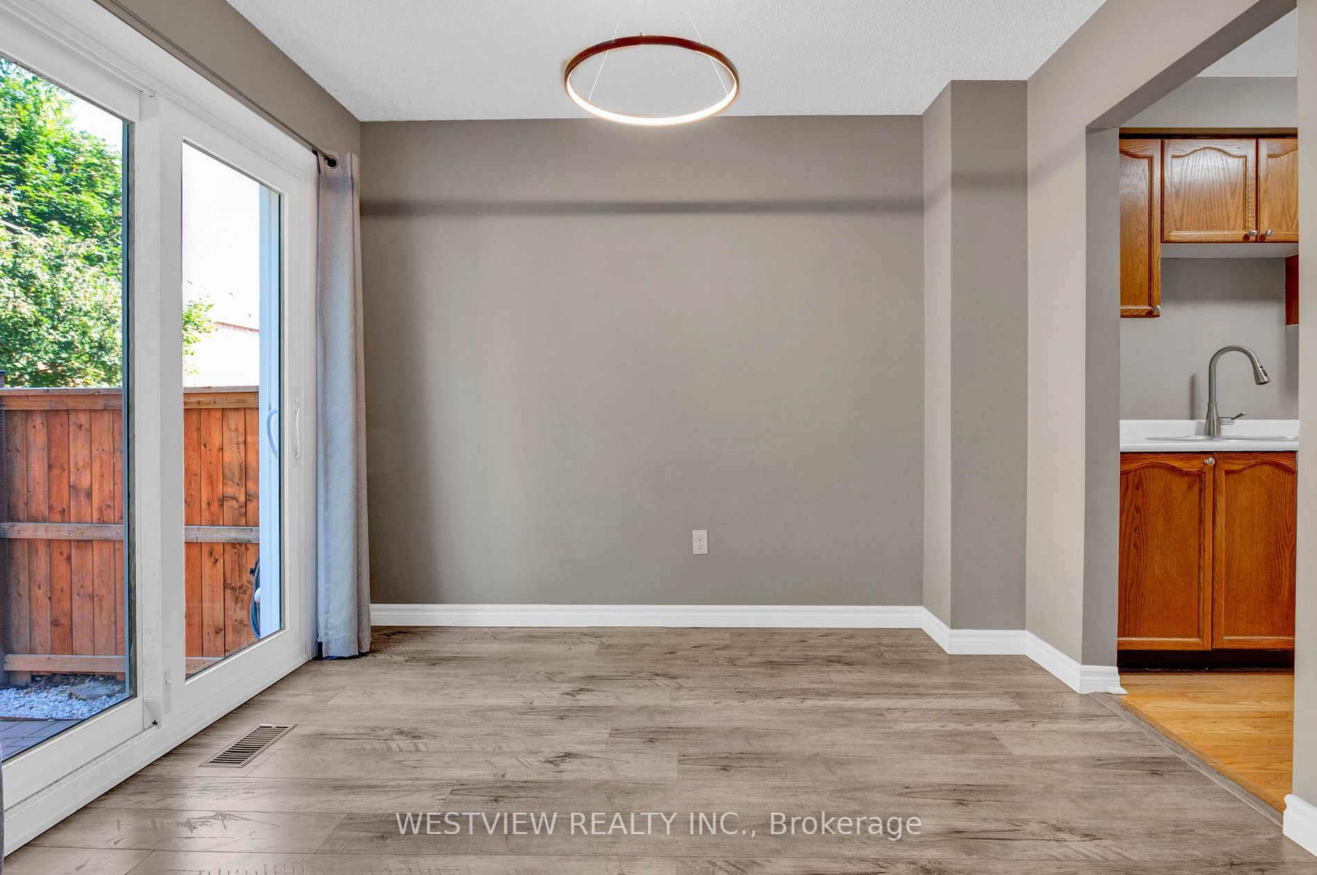 165 Kozlov St, #1