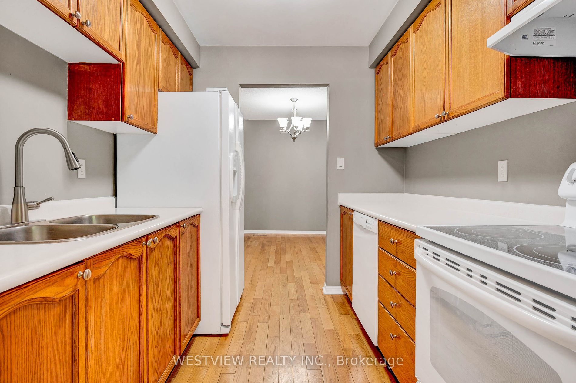 165 Kozlov St, #1