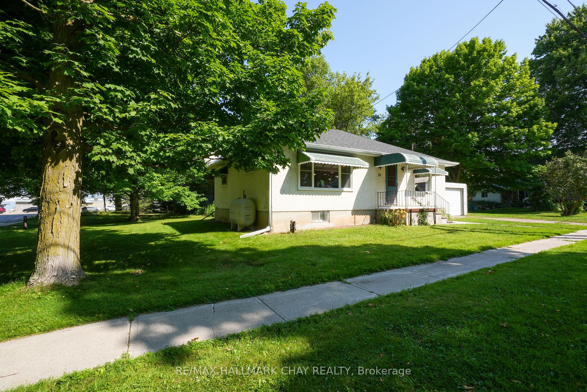 20 Peter St