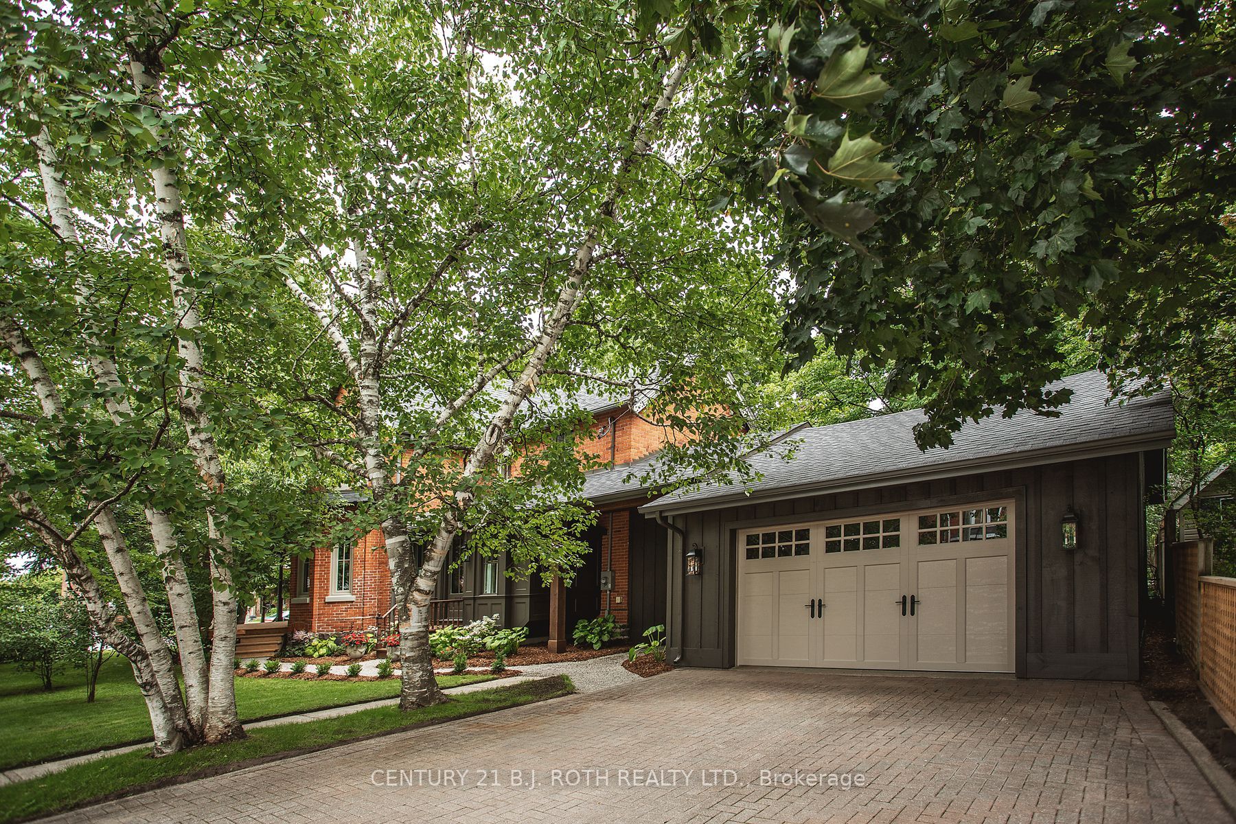 42 BURTON Ave