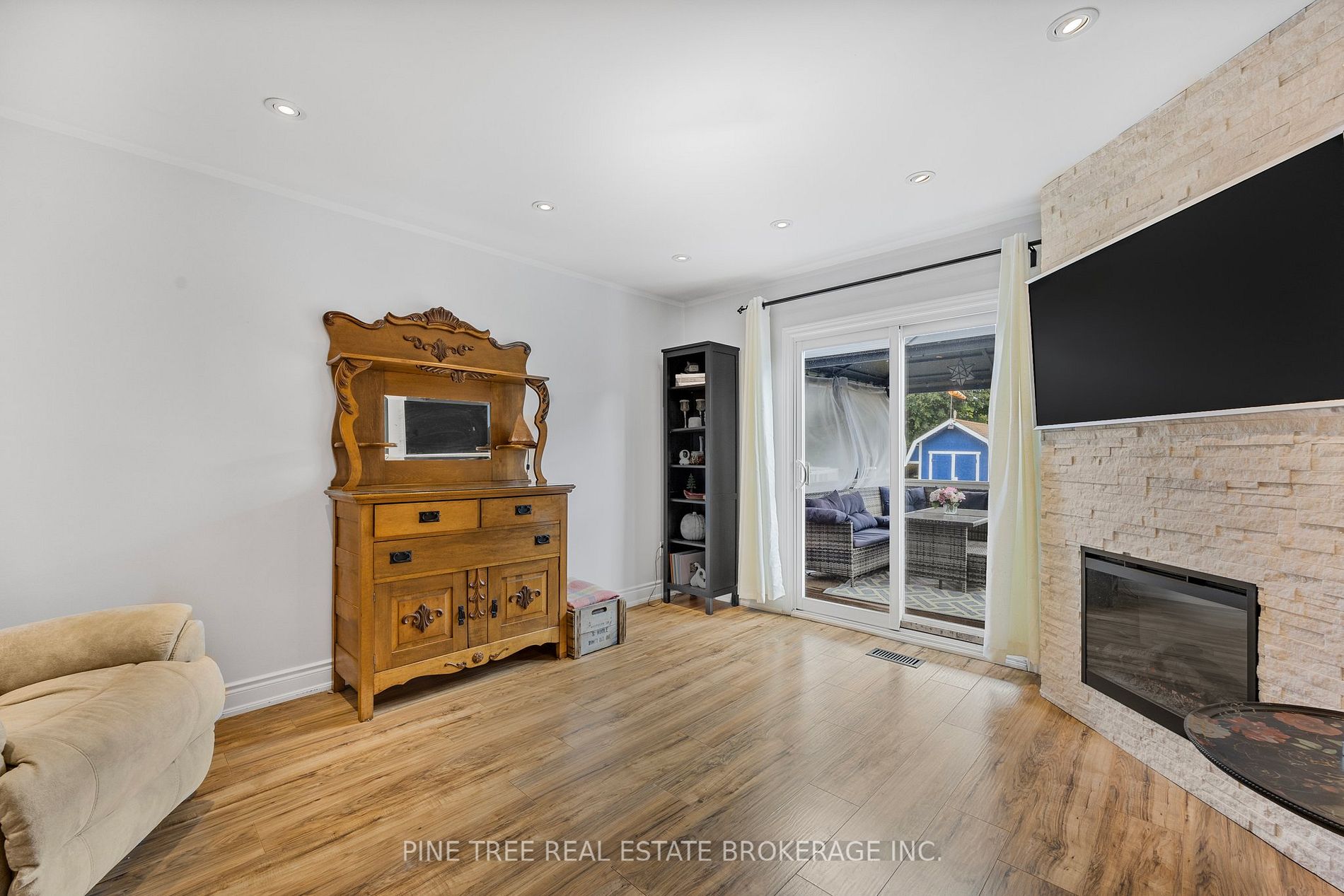 85 Elizabeth St