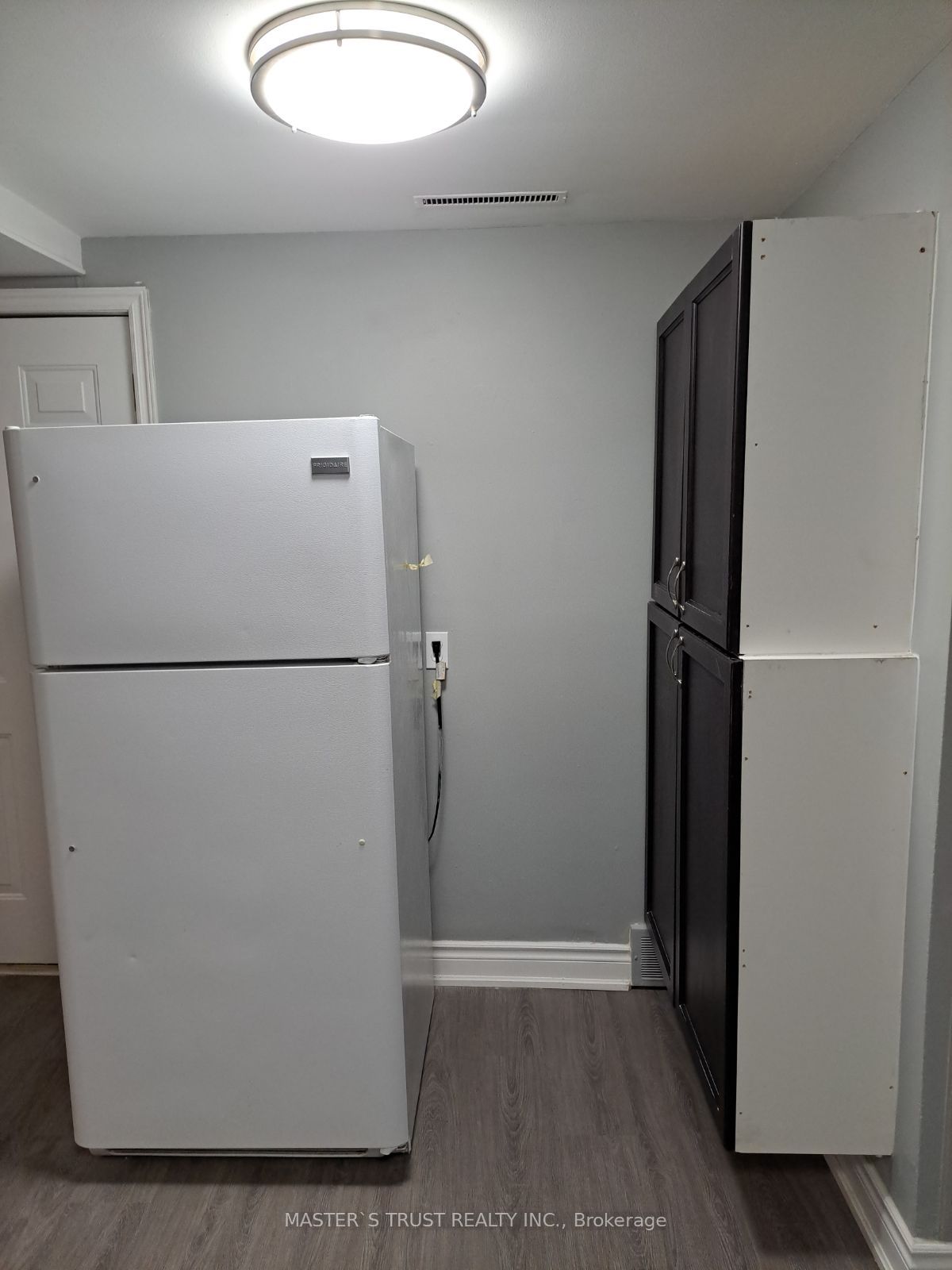 356 Barrie Rd, #3