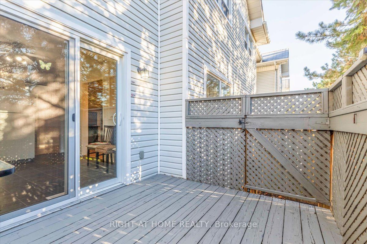 120 D'ambrosio Dr, #28