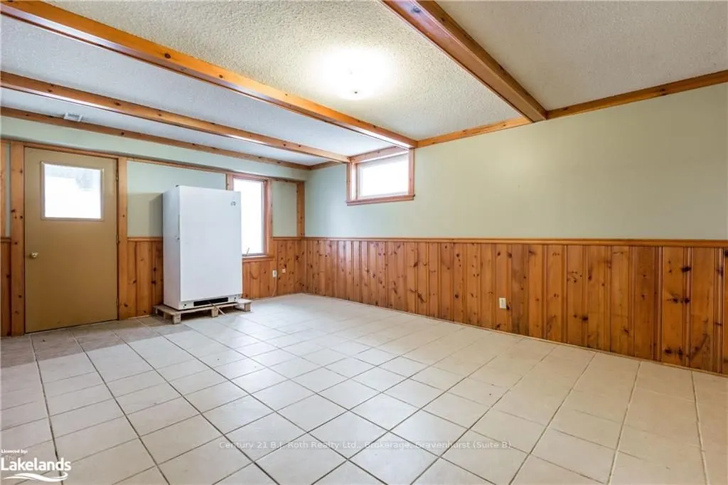 2695 OLD BARRIE Rd E