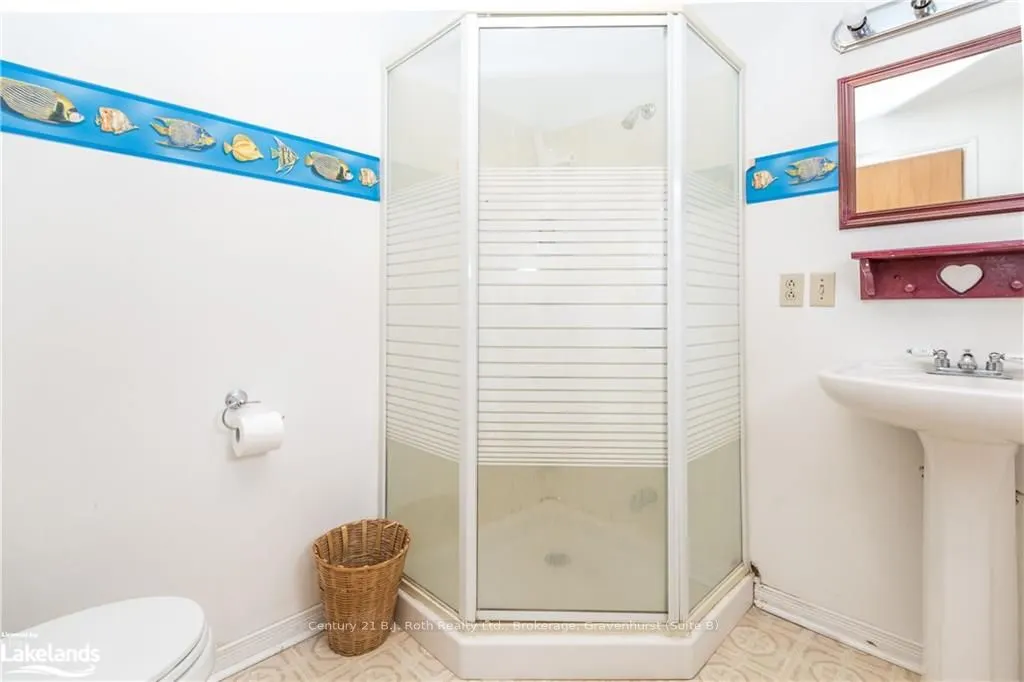 2695 OLD BARRIE Rd E